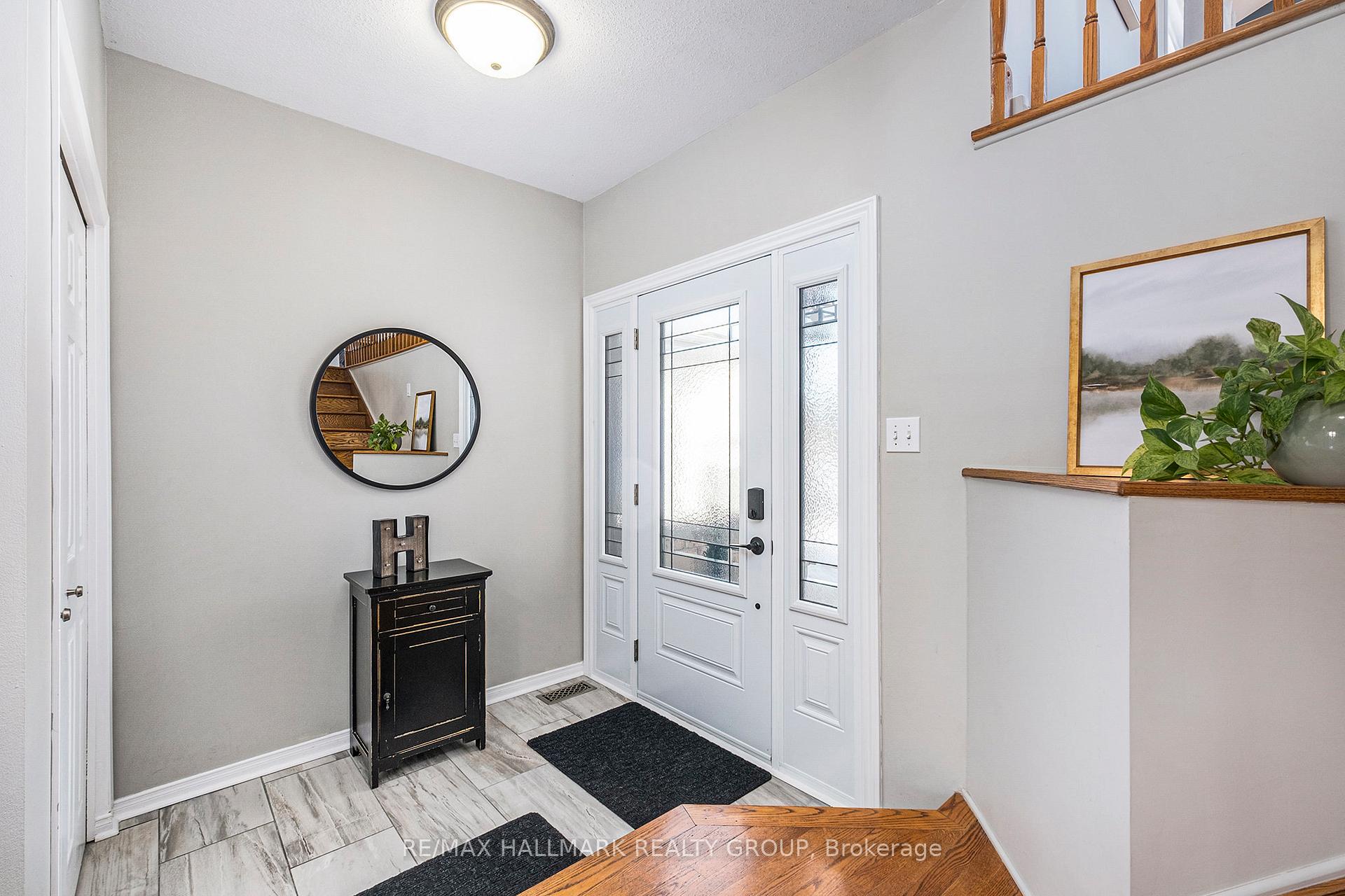 Photo 3 of 668 Apollo Way, Ottawa, Fallingbrook/Pineridge — HOMEH