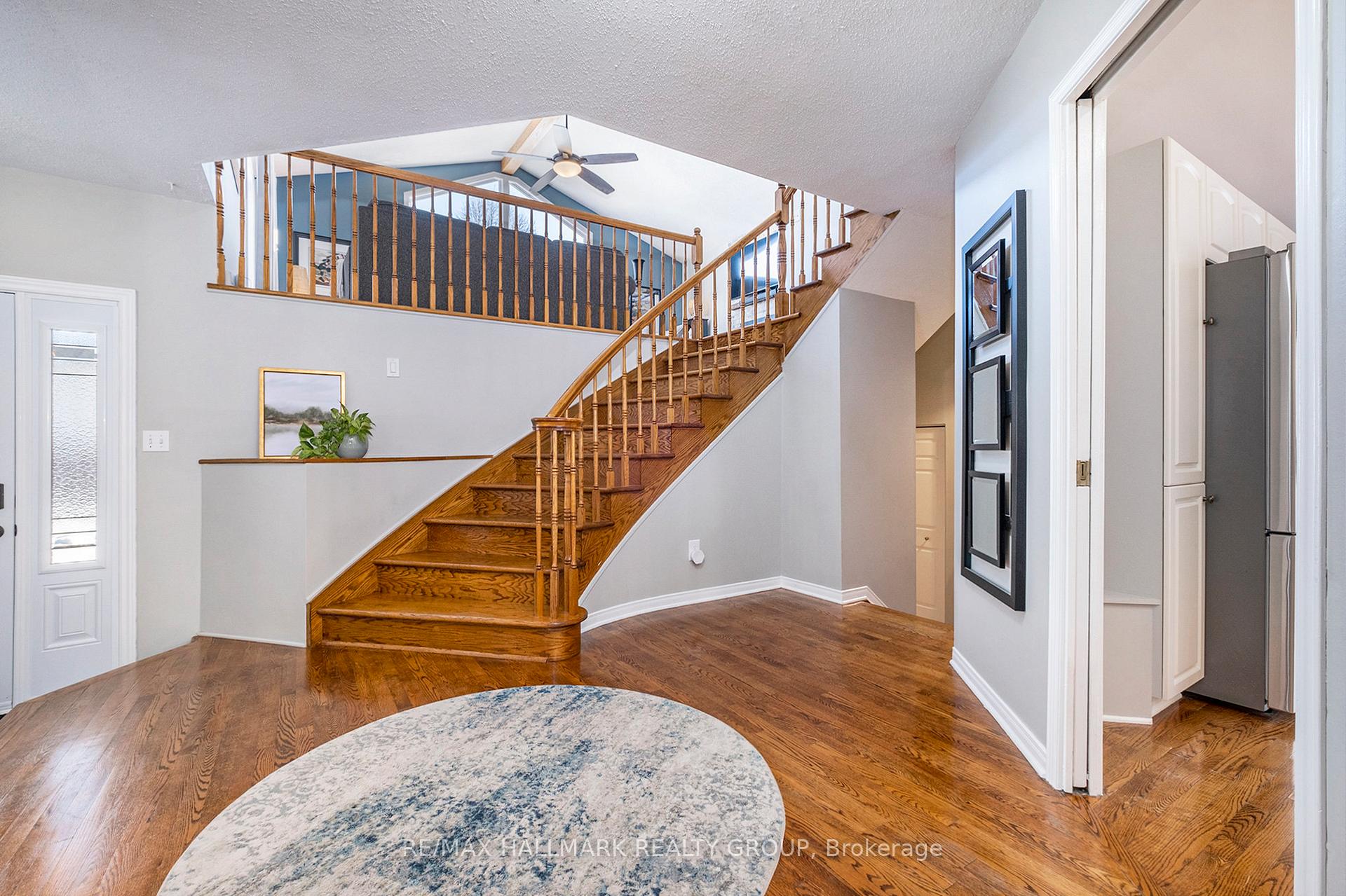 Photo 4 of 668 Apollo Way, Ottawa, Fallingbrook/Pineridge — HOMEH