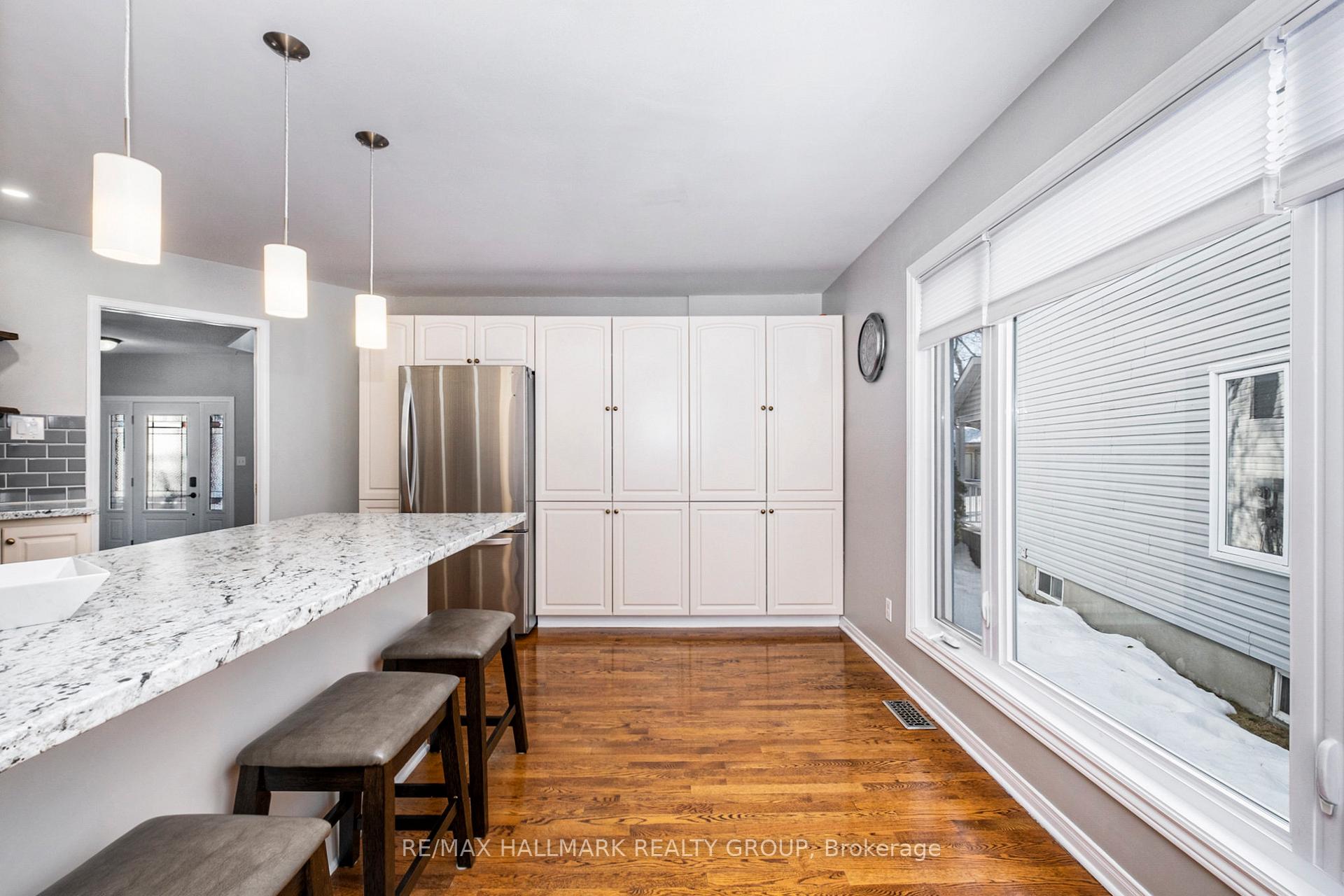 Photo 12 of 668 Apollo Way, Ottawa, Fallingbrook/Pineridge — HOMEH