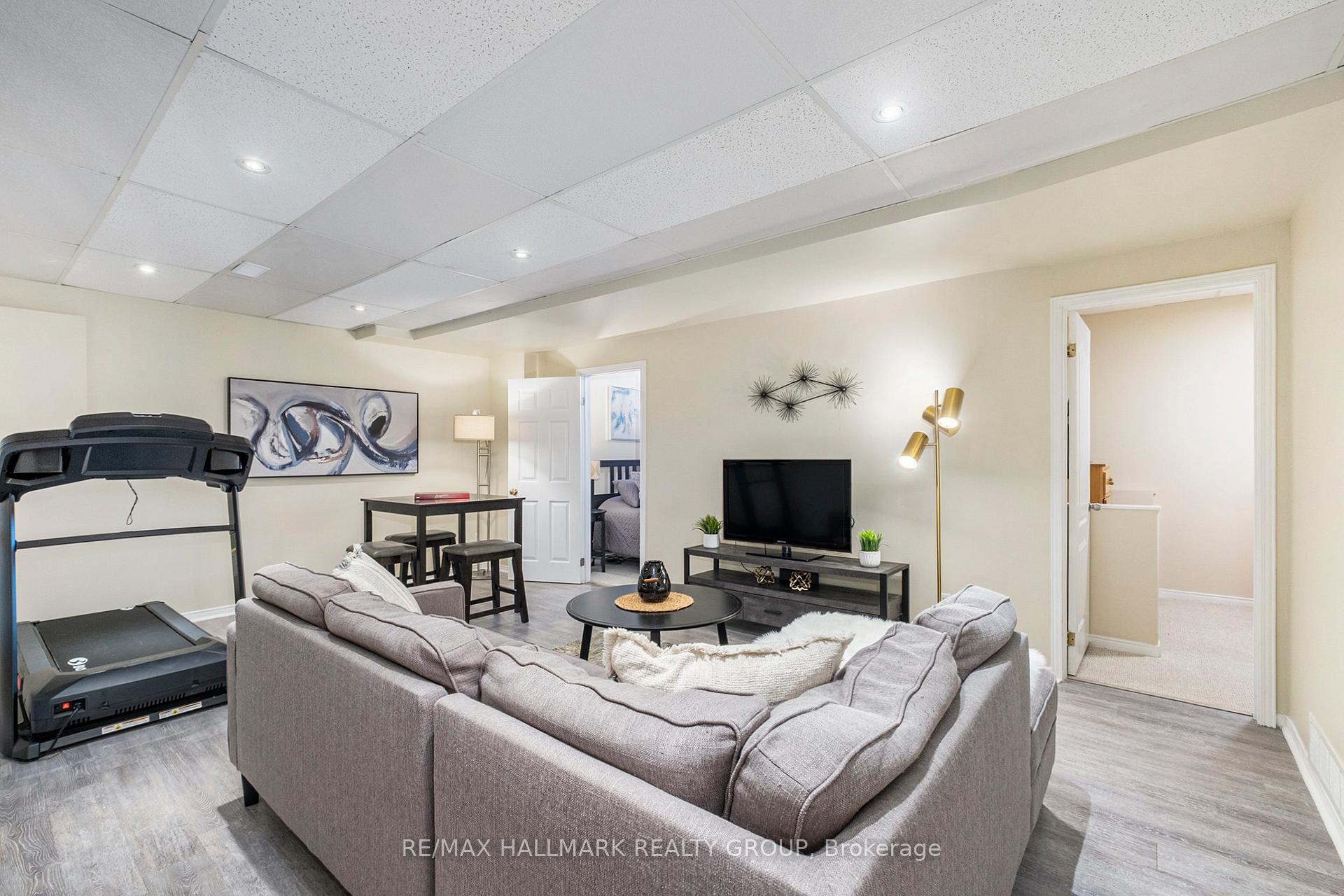 Photo 26 of 668 Apollo Way, Ottawa, Fallingbrook/Pineridge — HOMEH