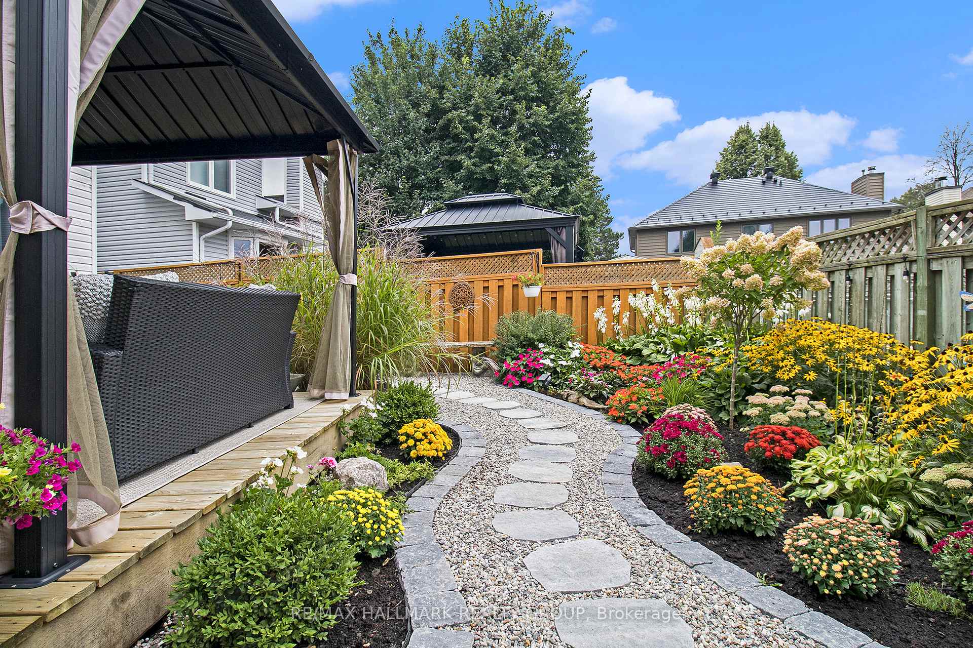 Photo 34 of 668 Apollo Way, Ottawa, Fallingbrook/Pineridge — HOMEH