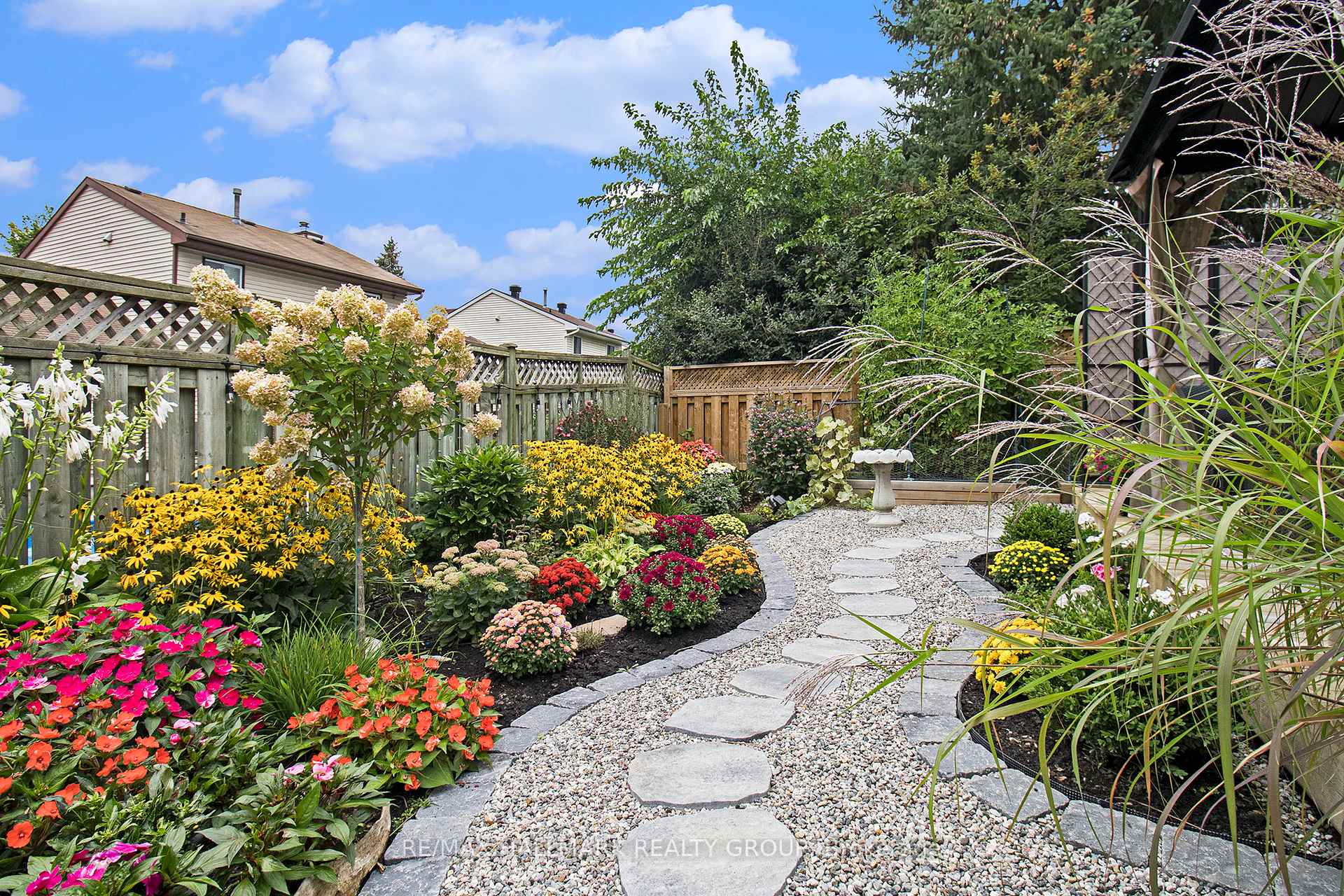 Photo 35 of 668 Apollo Way, Ottawa, Fallingbrook/Pineridge — HOMEH