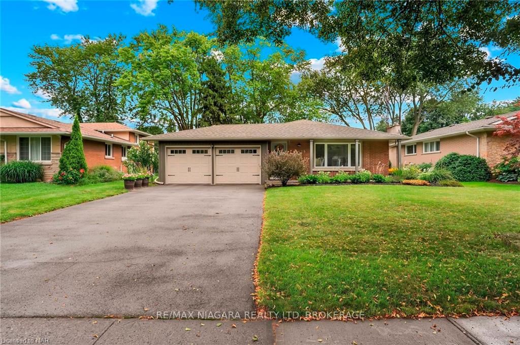 Front of 3528 Harvard Avenue