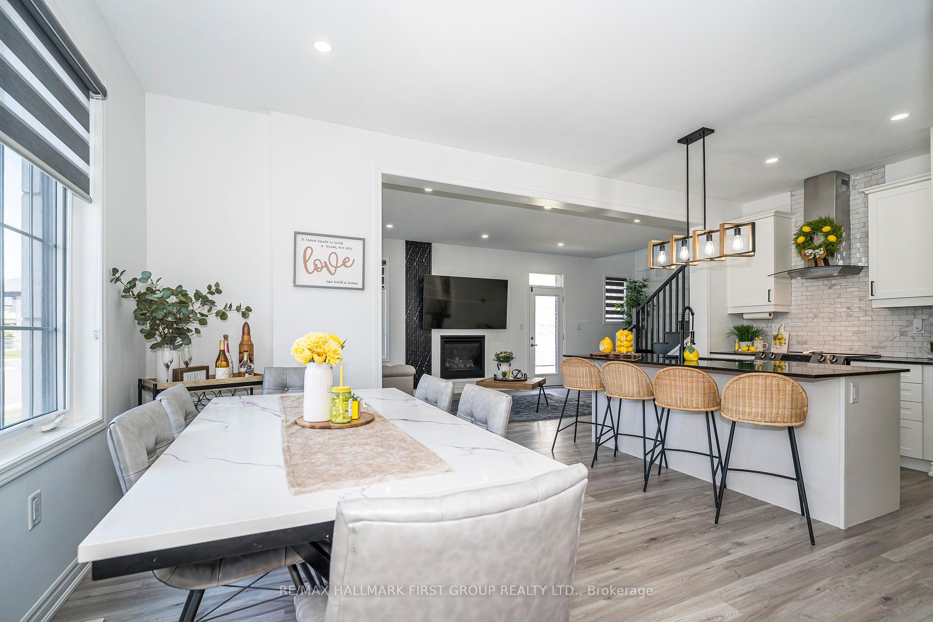 Photo 5 of 1492 Hawktail Path, Pickering, Rural Pickering — HOMEH