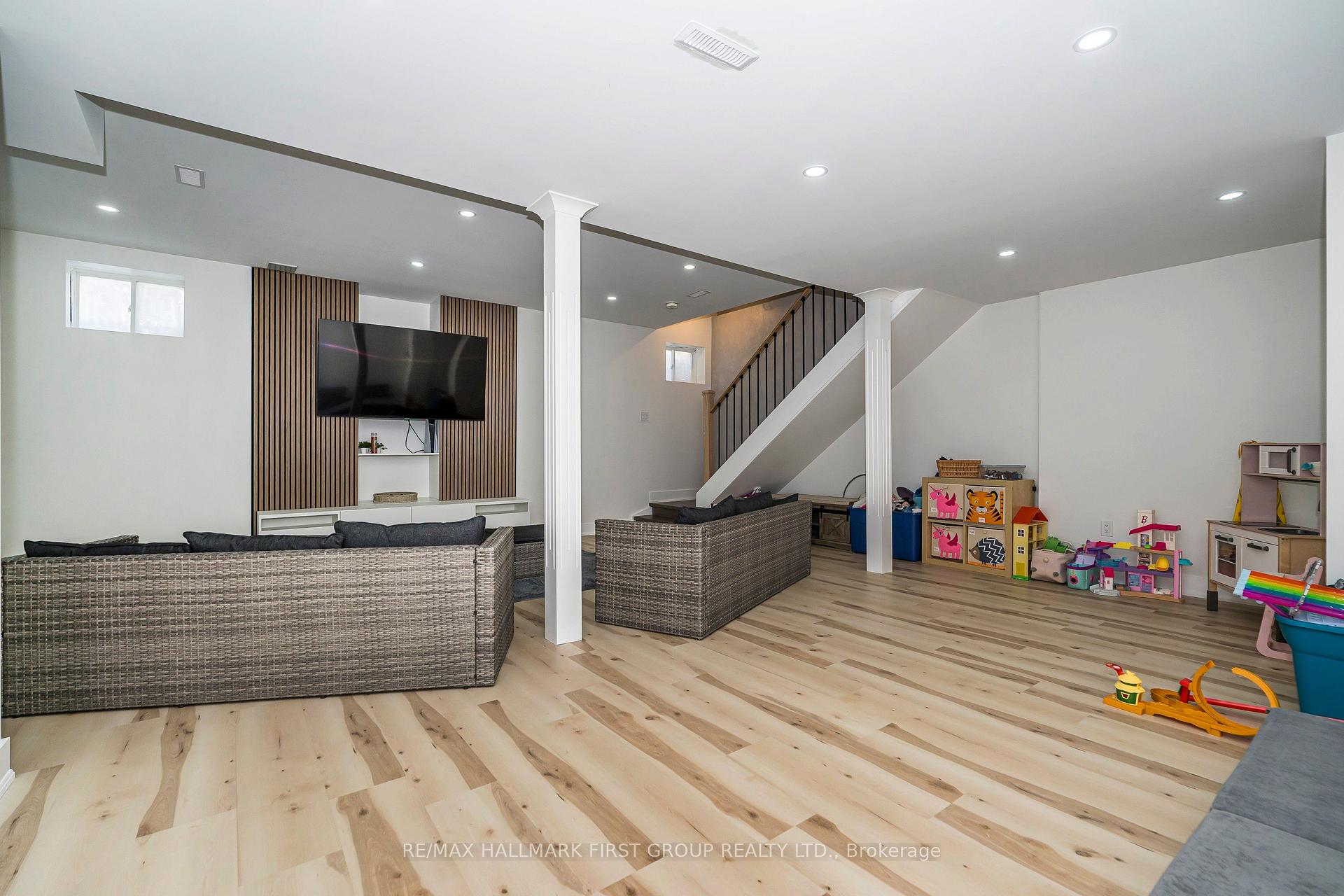 Photo 40 of 1492 Hawktail Path, Pickering, Rural Pickering — HOMEH