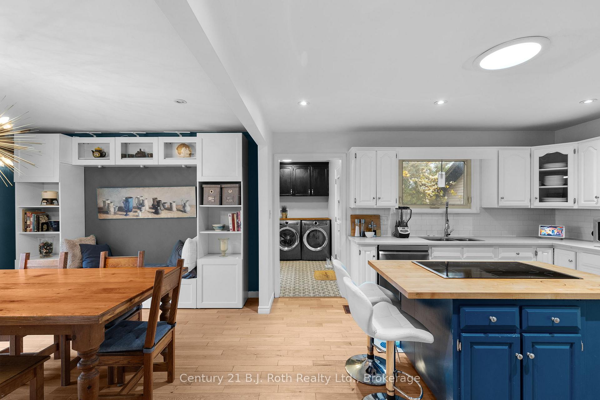 Photo 11 of 3772 Harry's Lane, Ramara, Rural Ramara — HOMEH
