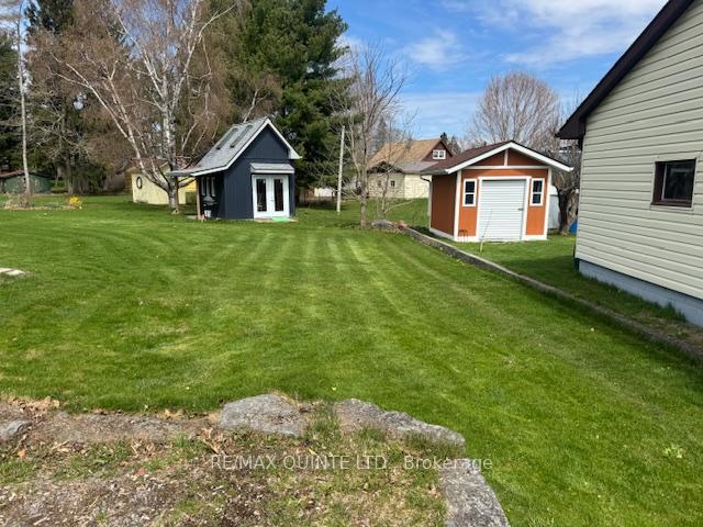 Photo 4 of 8 Rogers Street, Prince Edward County, Picton Ward — HOMEH