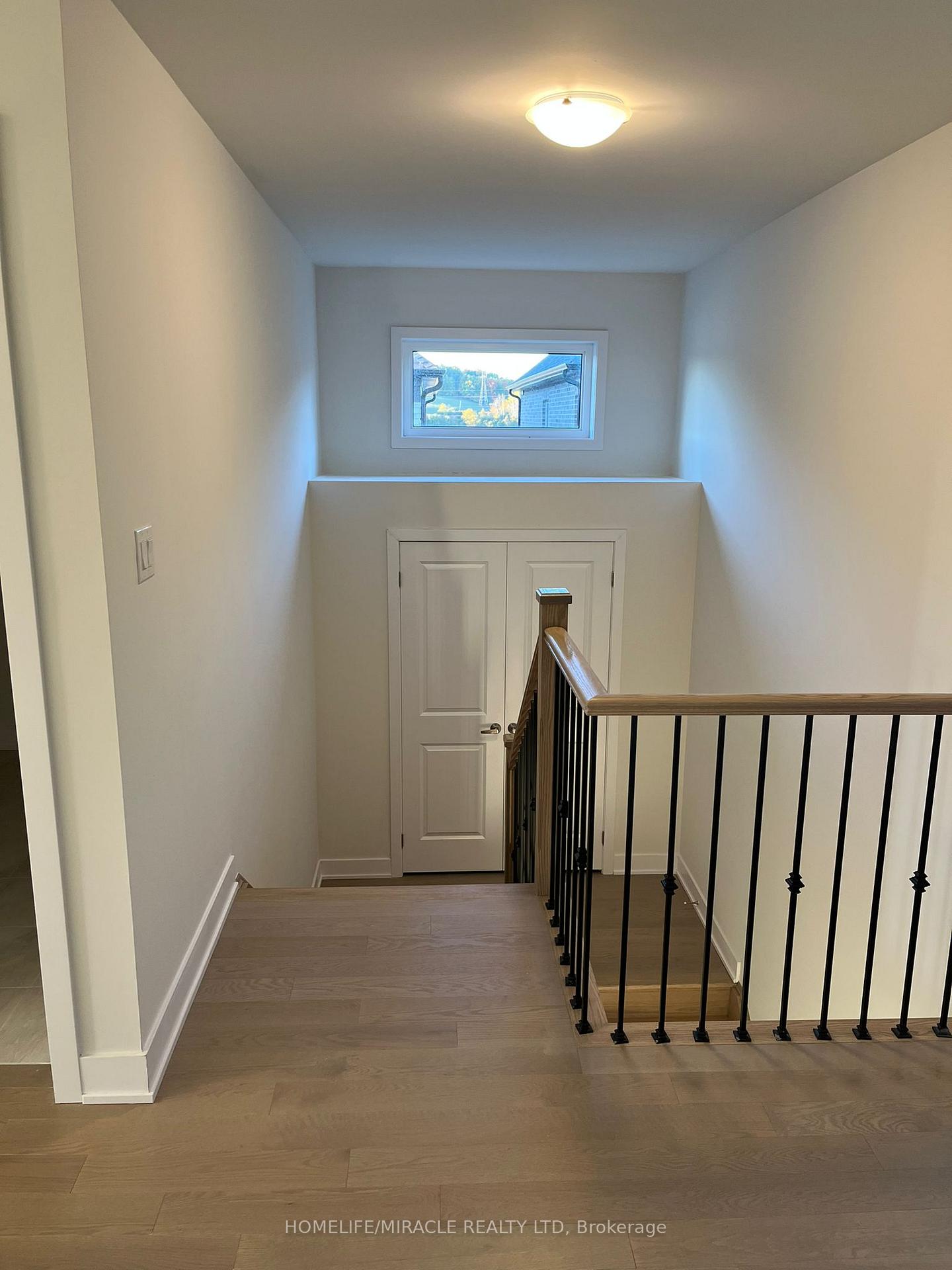 Photo 7 of 257 Flavelle Way, Peterborough, Monaghan Ward 2 — HOMEH
