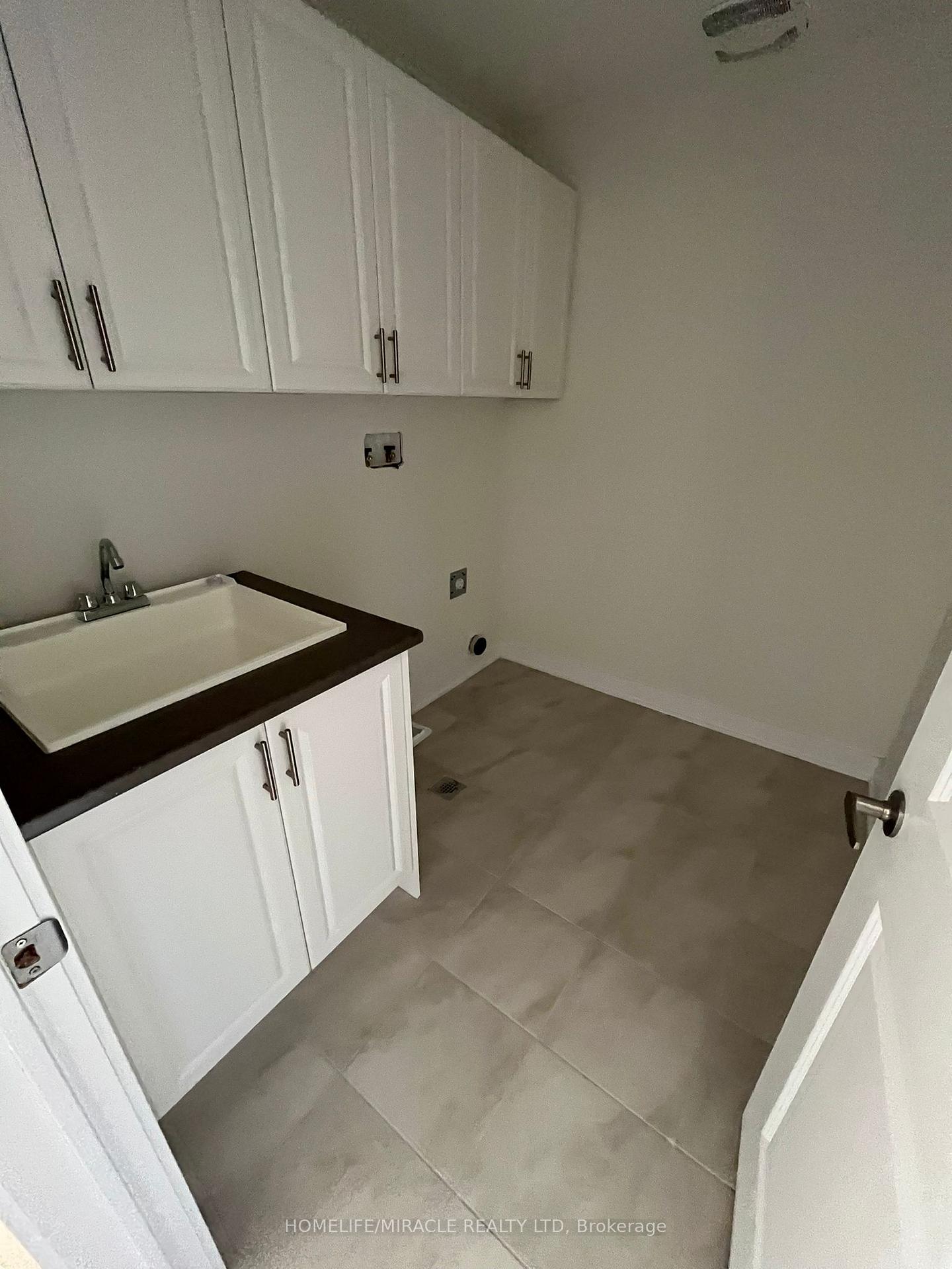 Photo 15 of 257 Flavelle Way, Peterborough, Monaghan Ward 2 — HOMEH