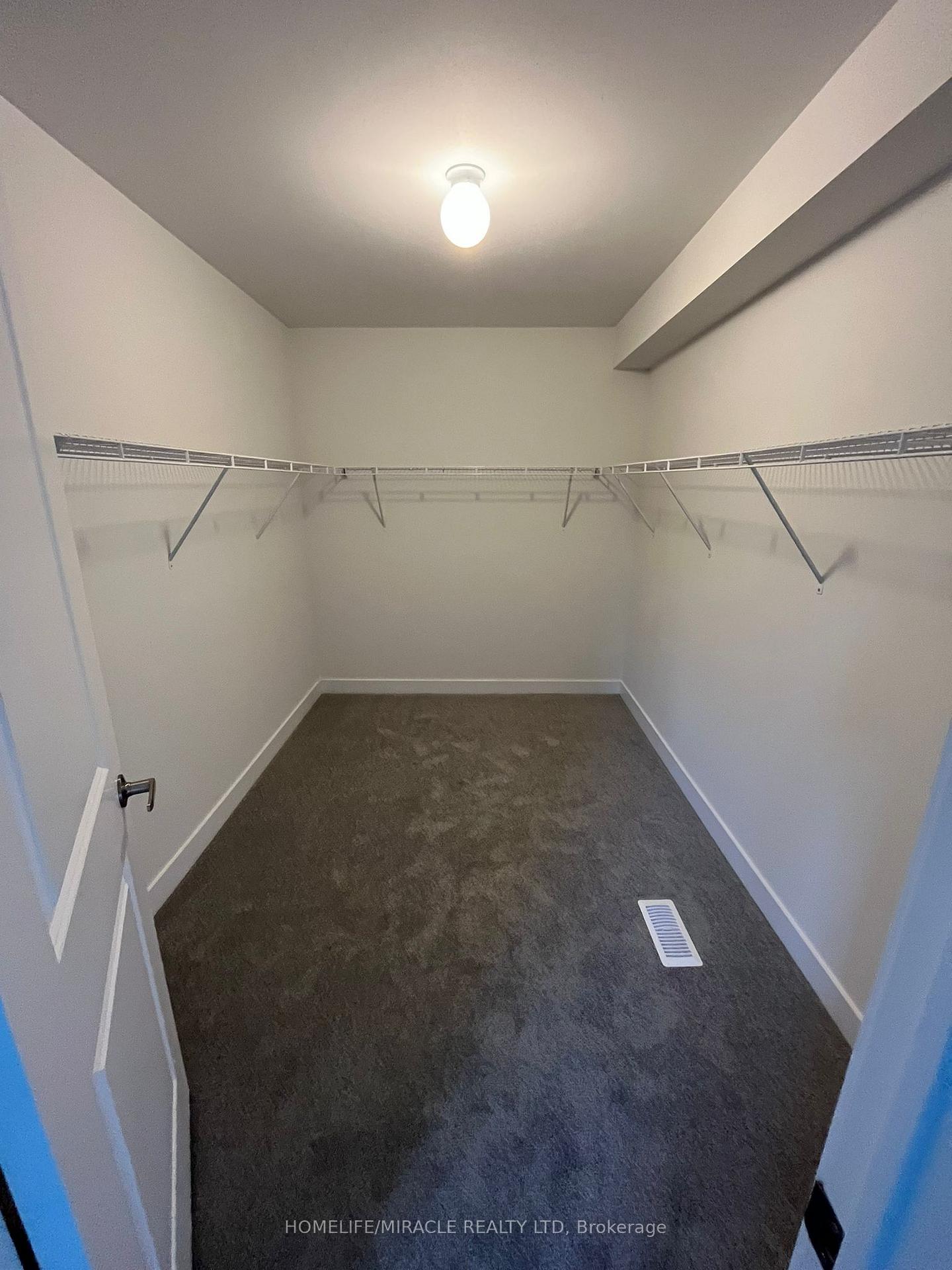 Photo 22 of 257 Flavelle Way, Peterborough, Monaghan Ward 2 — HOMEH