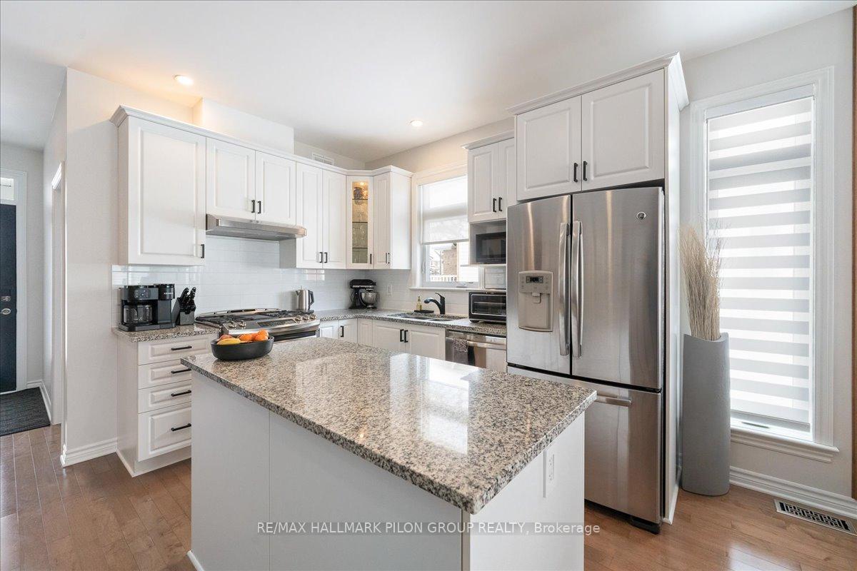 Photo 4 of 209 Brouage Way, Ottawa, Camelot — HOMEH
