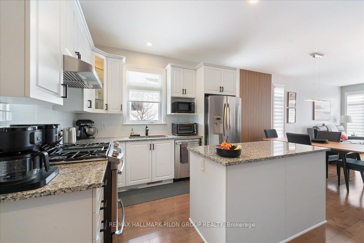 Photo 5 of 209 Brouage Way, Ottawa, Camelot — HOMEH