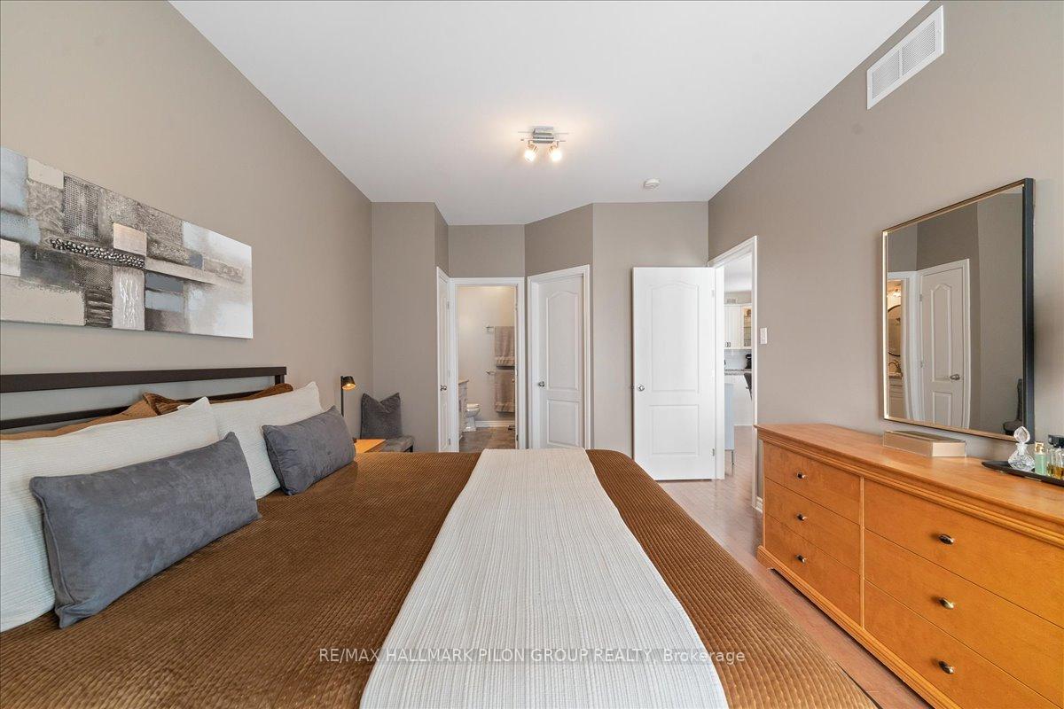 Photo 14 of 209 Brouage Way, Ottawa, Camelot — HOMEH