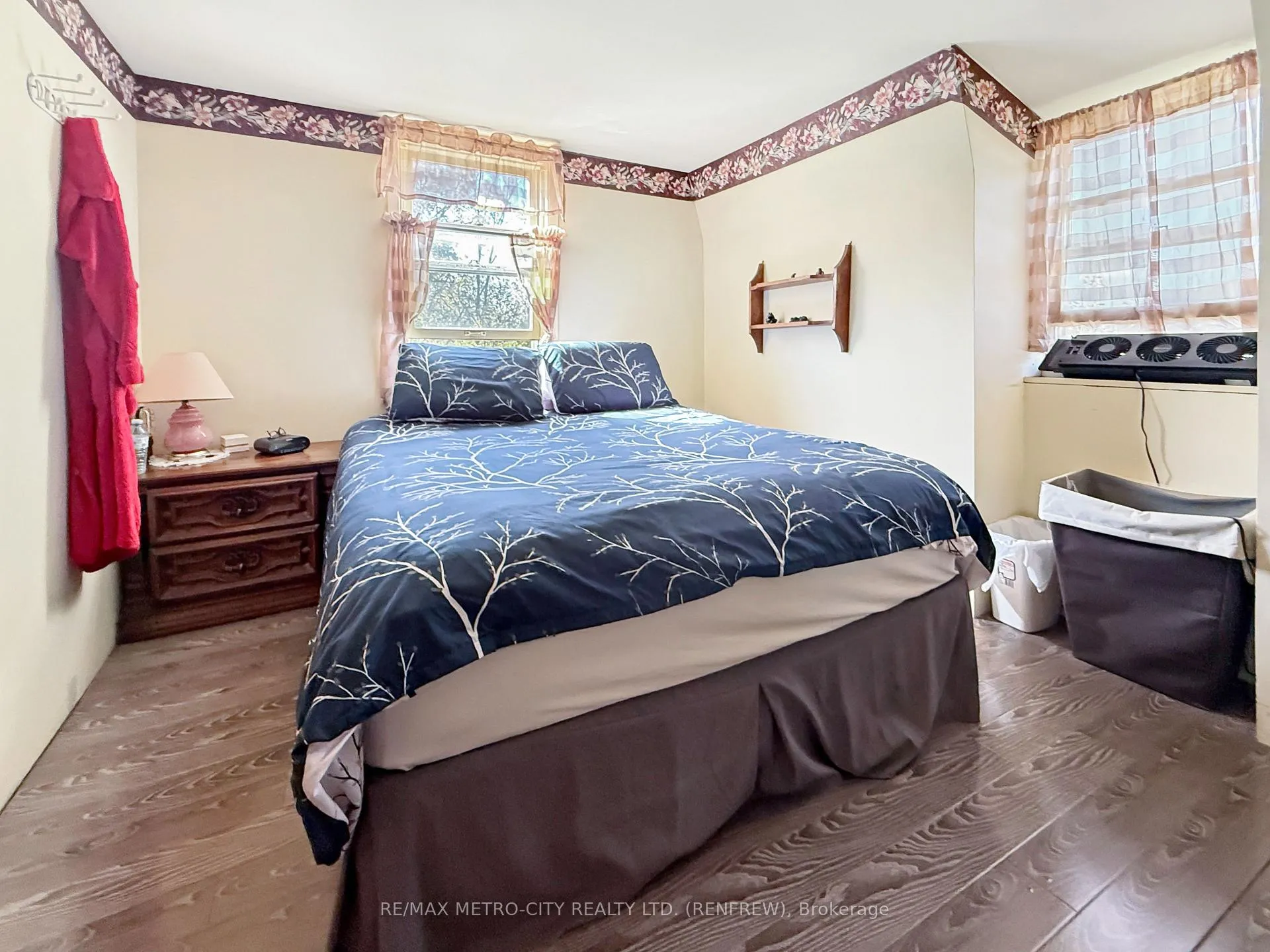 Photo 13 of 330 McLean Street, Renfrew — HOMEH