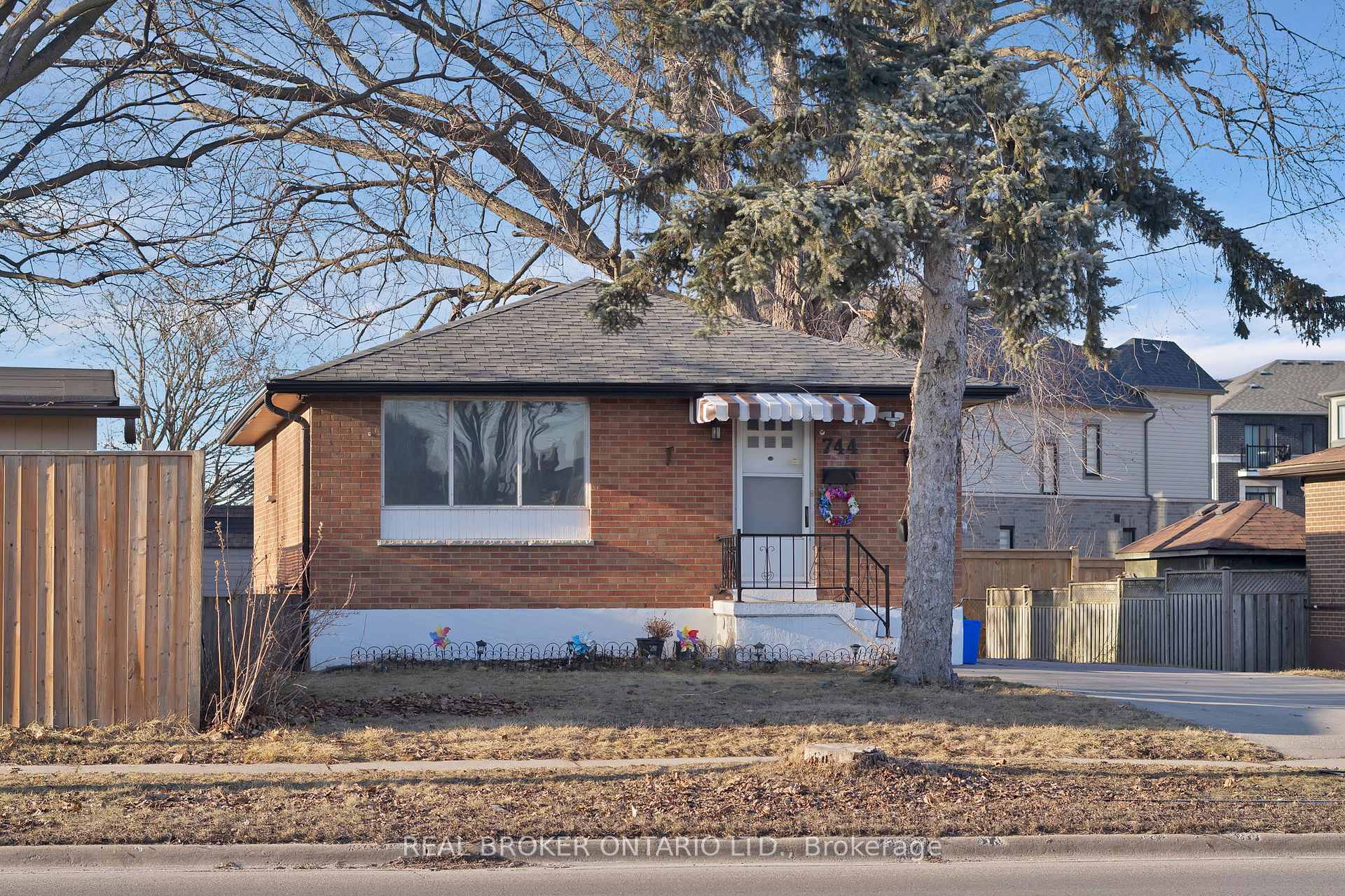 Front of Unit Main, 744 Olive Avenue