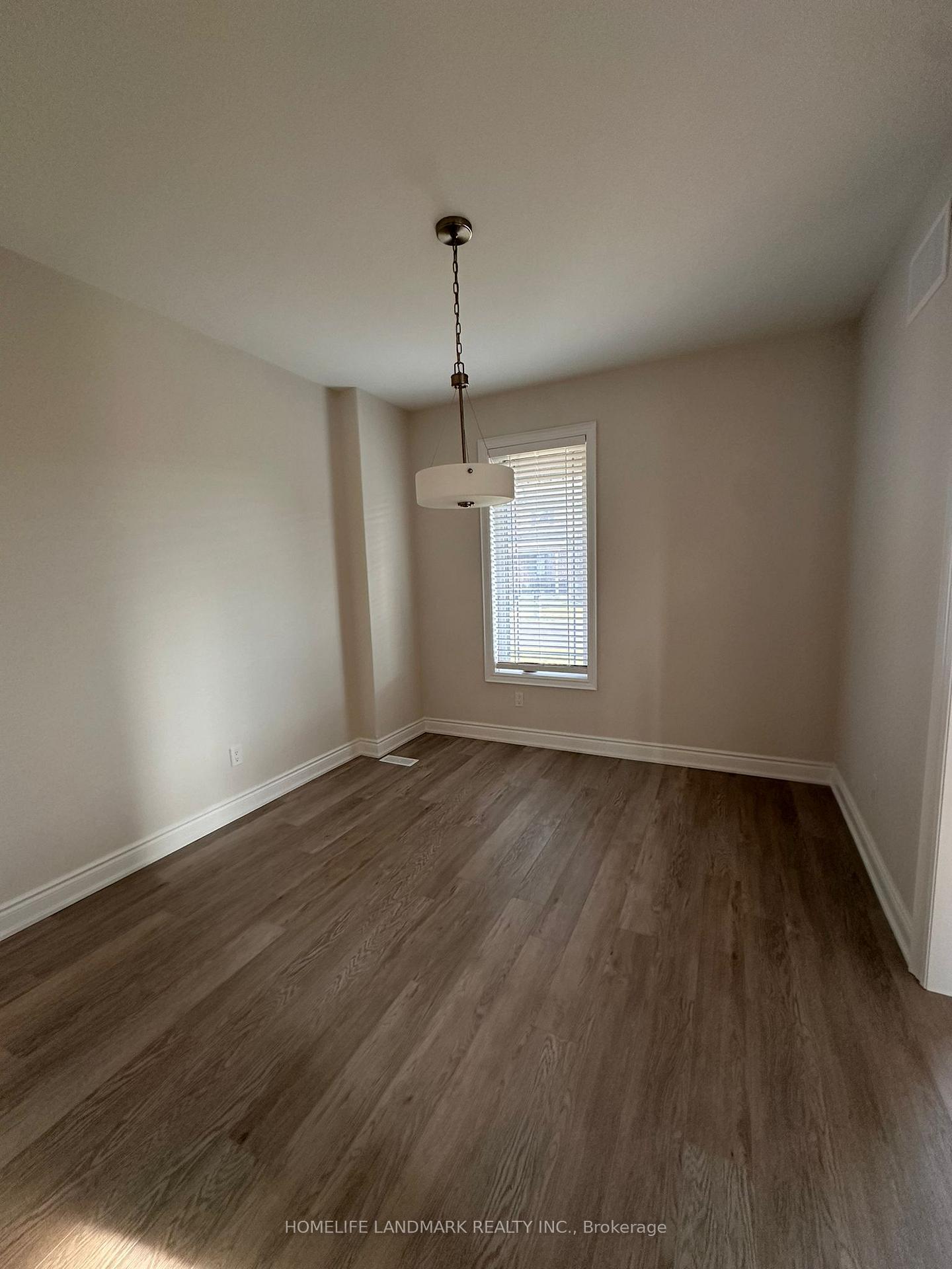 Photo 9 of 1064 Rippingale Trail, Peterborough, Northcrest Ward 5 — HOMEH