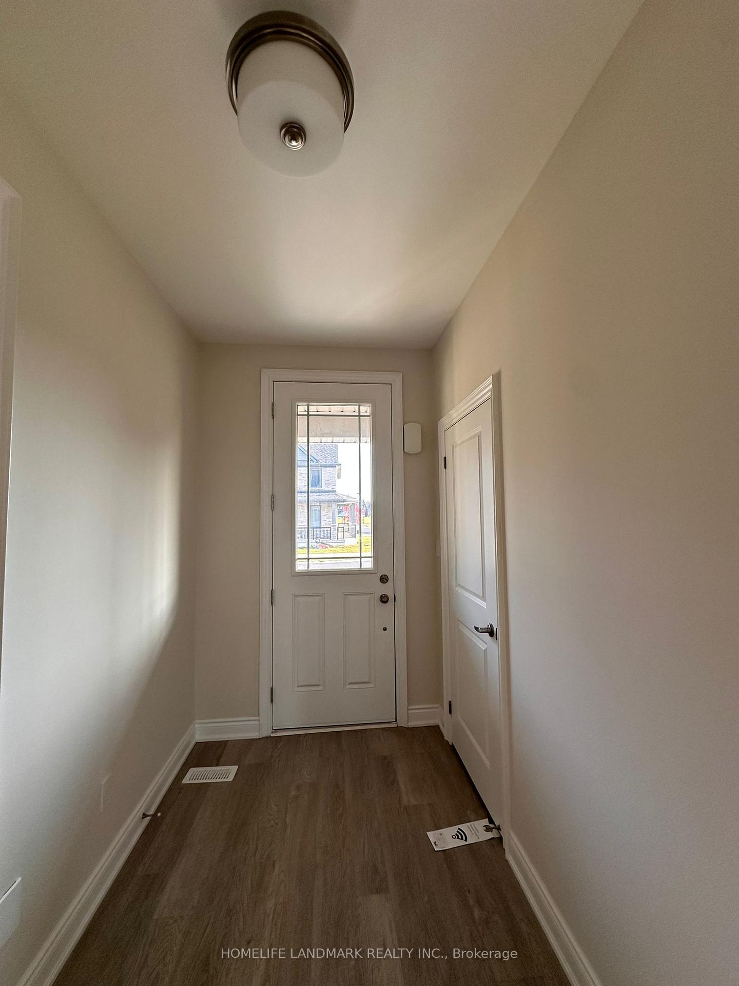 Photo 16 of 1064 Rippingale Trail, Peterborough, Northcrest Ward 5 — HOMEH
