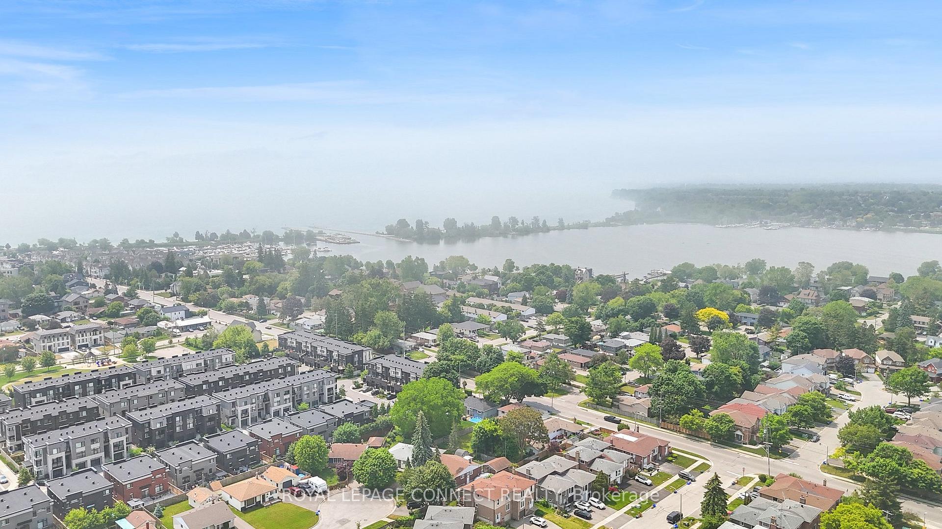 Photo 7 of 732A Krosno Boulevard, Pickering, Bay Ridges — HOMEH