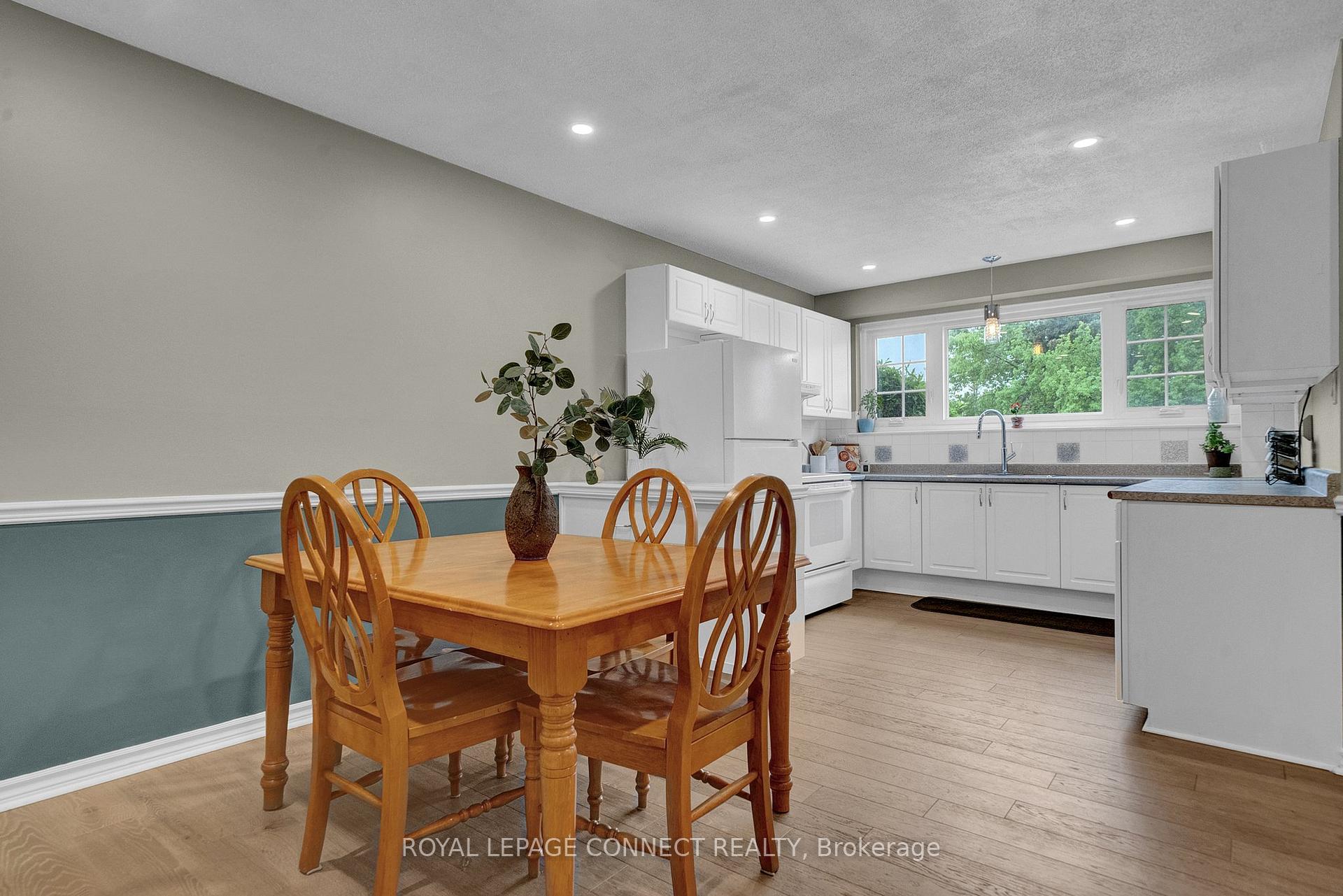 Photo 24 of 732A Krosno Boulevard, Pickering, Bay Ridges — HOMEH