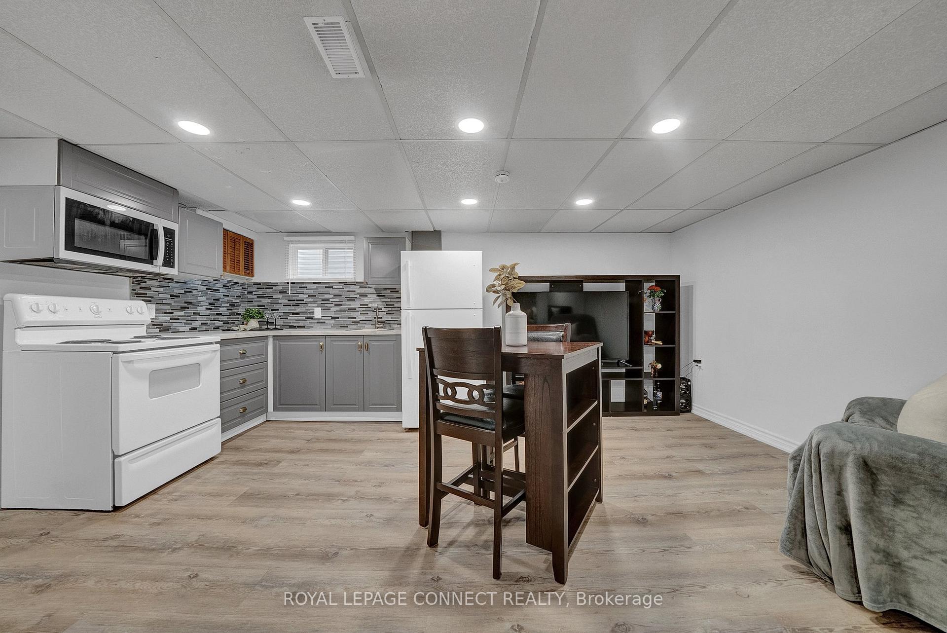 Photo 39 of 732A Krosno Boulevard, Pickering, Bay Ridges — HOMEH