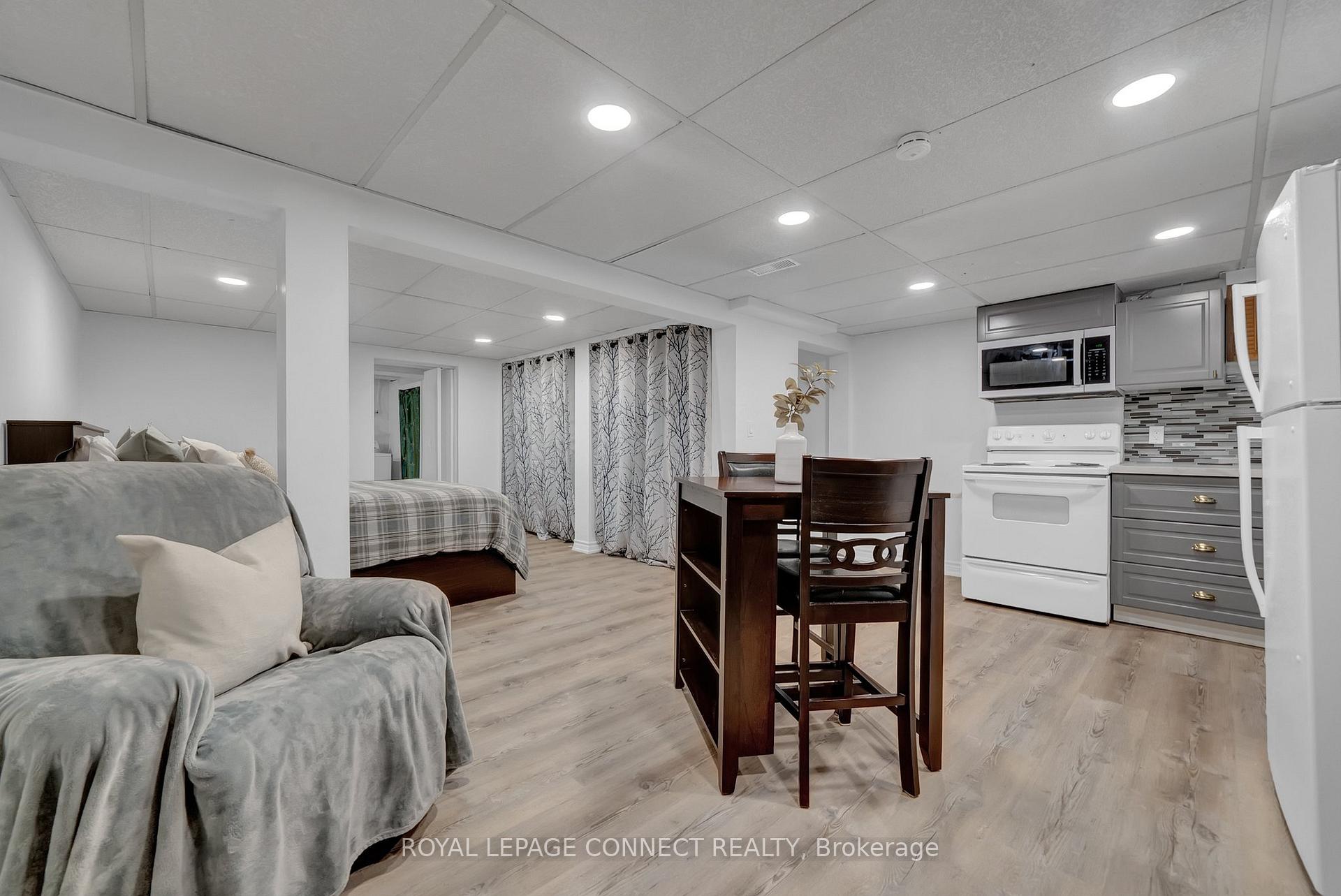 Photo 40 of 732A Krosno Boulevard, Pickering, Bay Ridges — HOMEH
