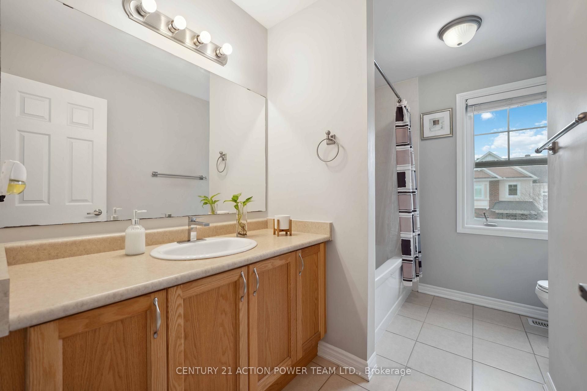 Photo 19 of 582 Sunlit Circle, Ottawa, Notting Hill/Summerside — HOMEH