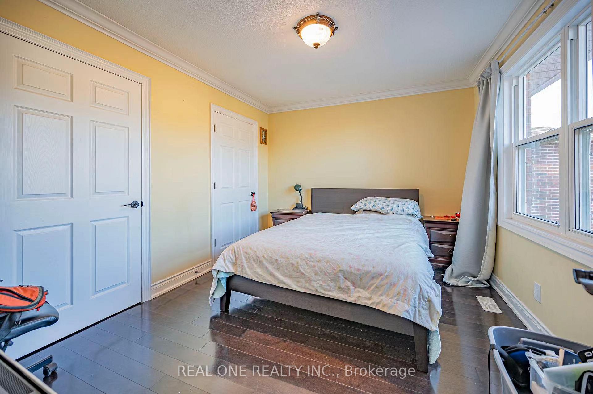 Photo 13 of 560 Dahlia Crescent, Pickering, Rosebank — HOMEH