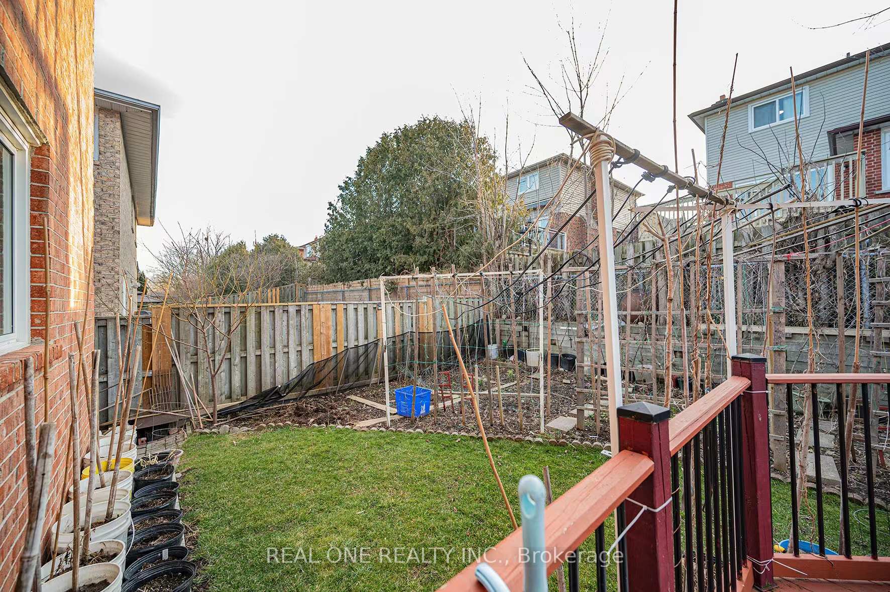 Photo 24 of 560 Dahlia Crescent, Pickering, Rosebank — HOMEH