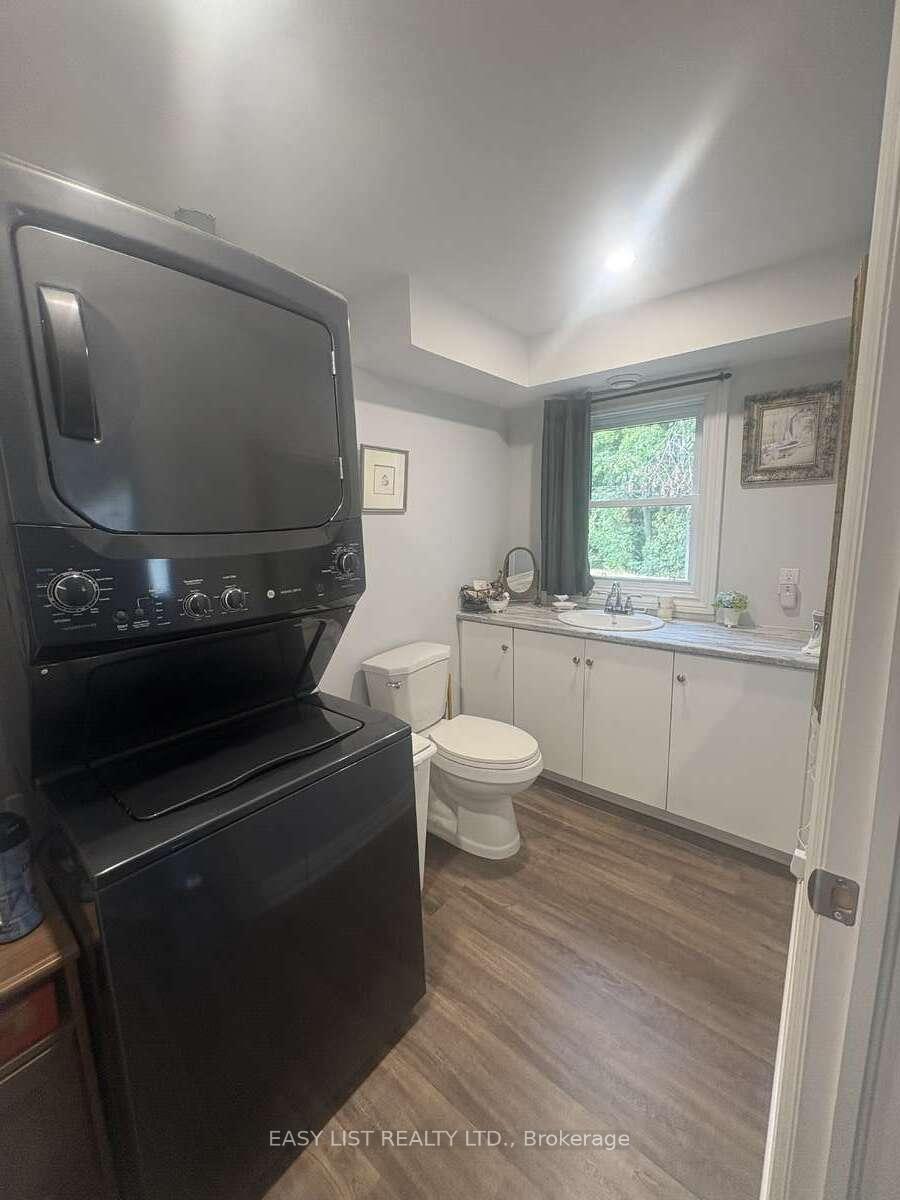 Photo 24 of 384 Charles Avenue, Renfrew — HOMEH