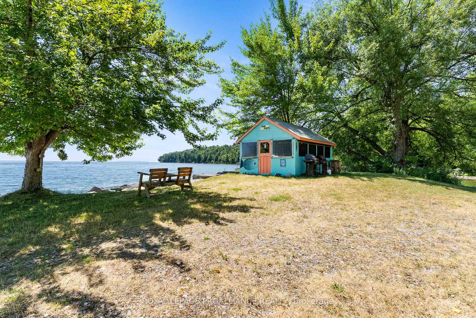 Front of 4172 County Rd 8