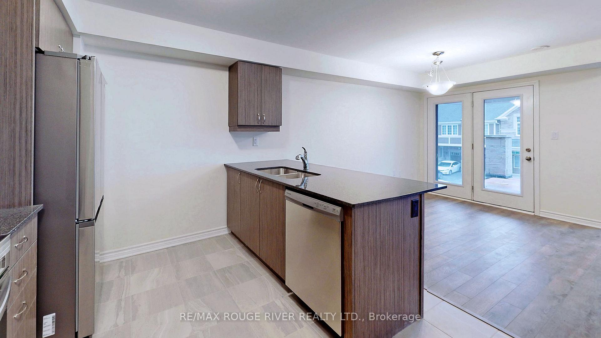Photo 12 of 3352 Swordbill Street, Pickering, Rural Pickering — HOMEH