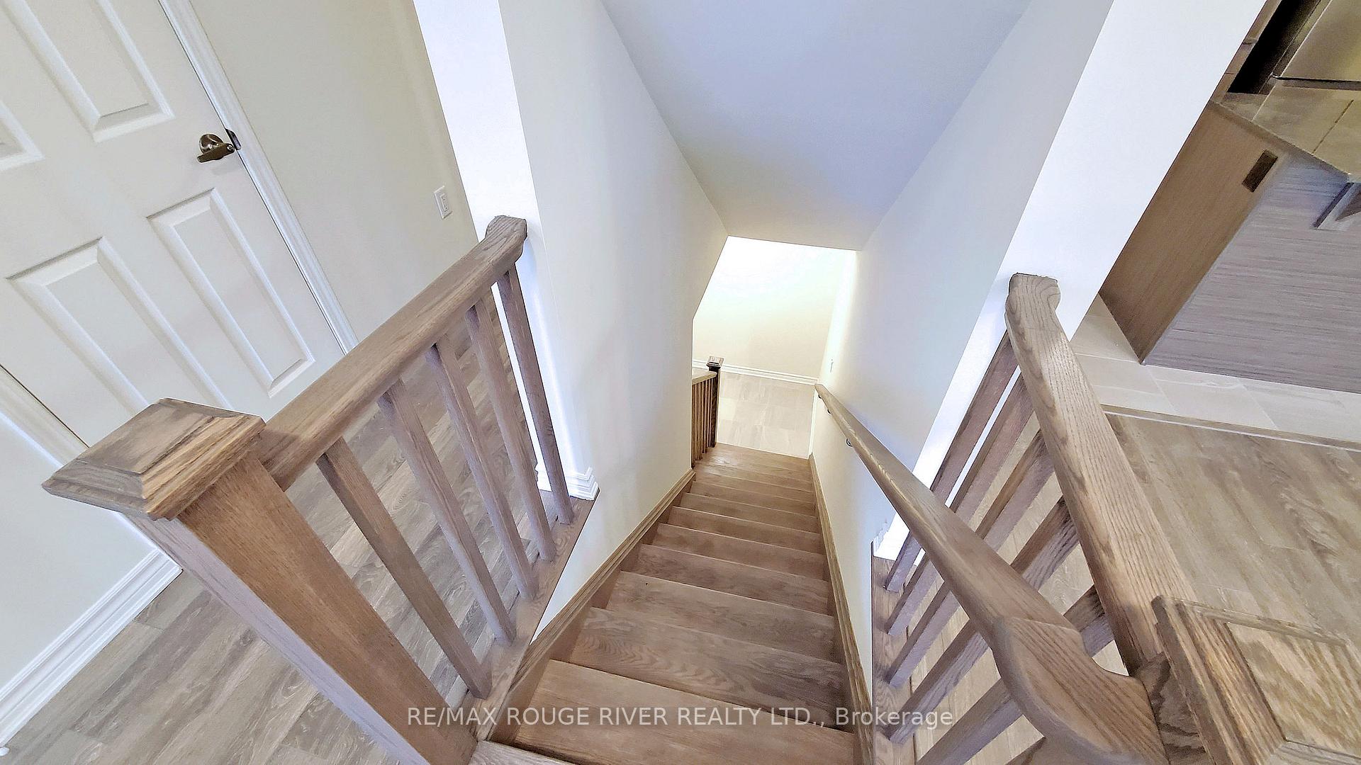 Photo 19 of 3352 Swordbill Street, Pickering, Rural Pickering — HOMEH