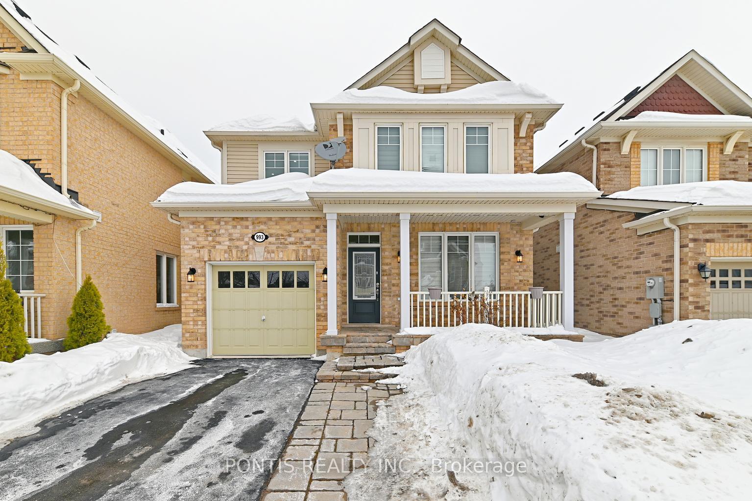 Front of 993 Whewell Trail