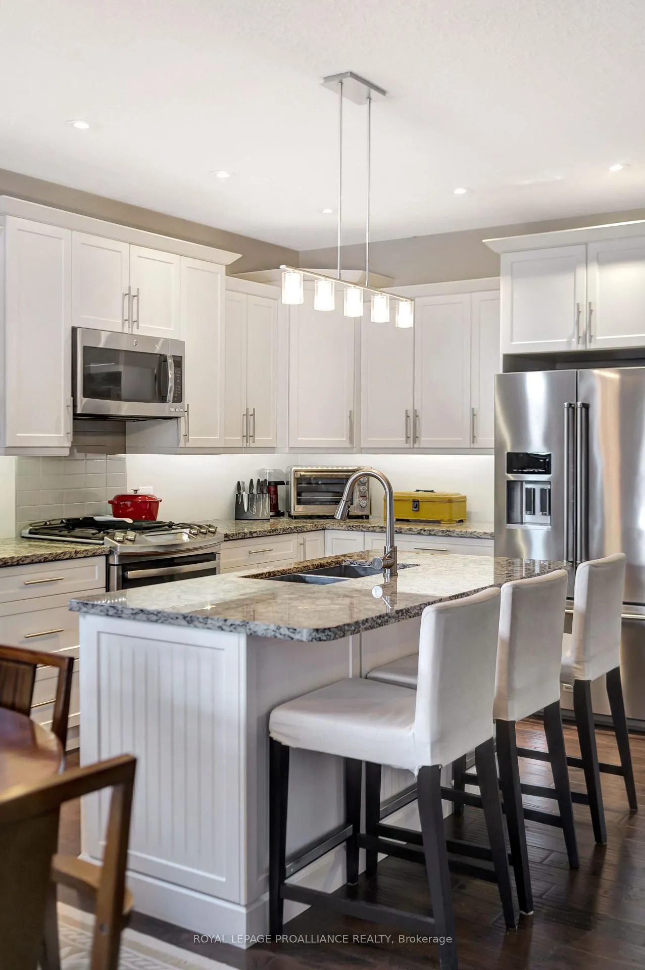 Photo 5 of 39 Owen Street, Prince Edward County, Hallowell Ward — HOMEH
