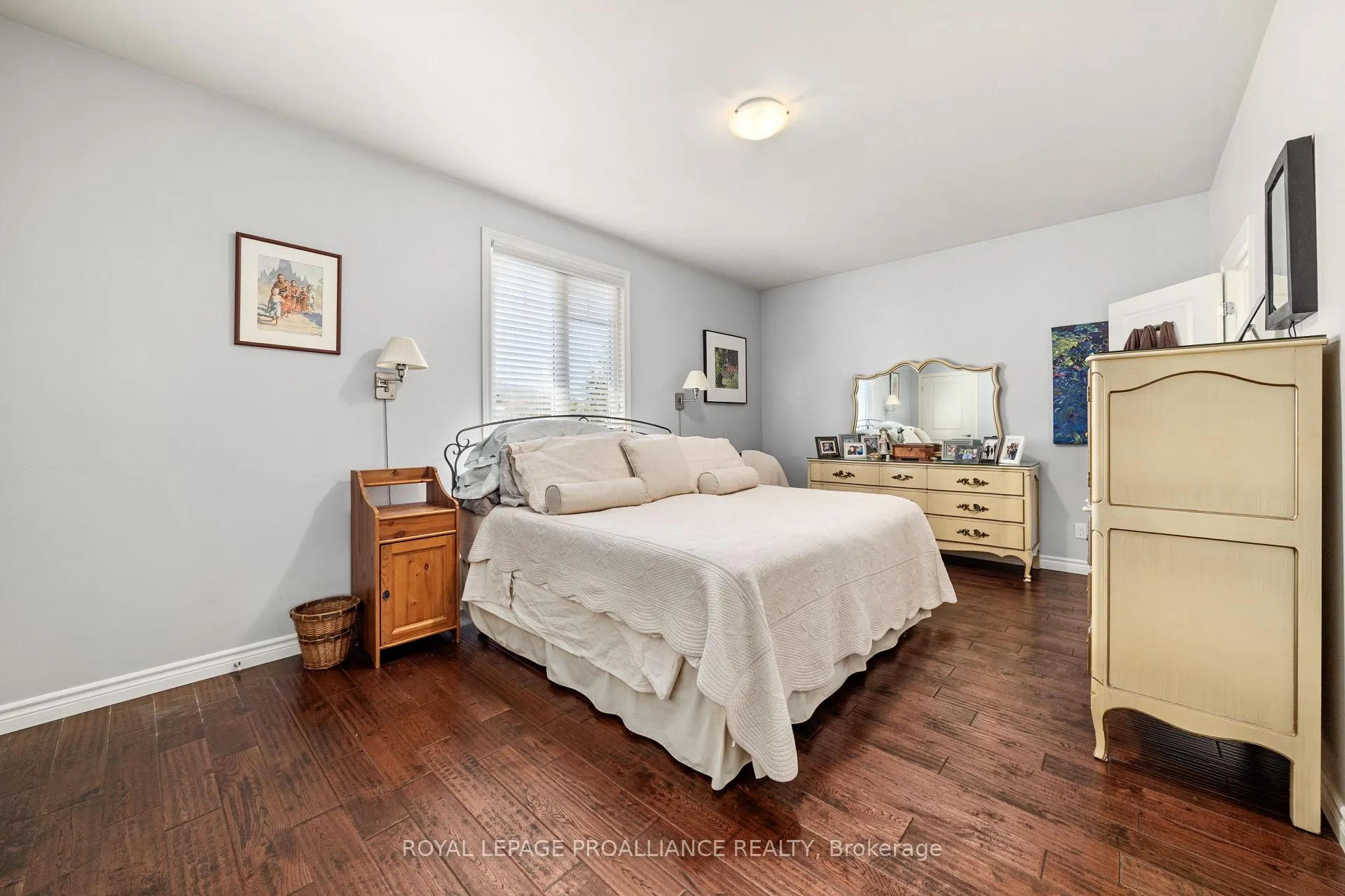 Photo 12 of 39 Owen Street, Prince Edward County, Hallowell Ward — HOMEH