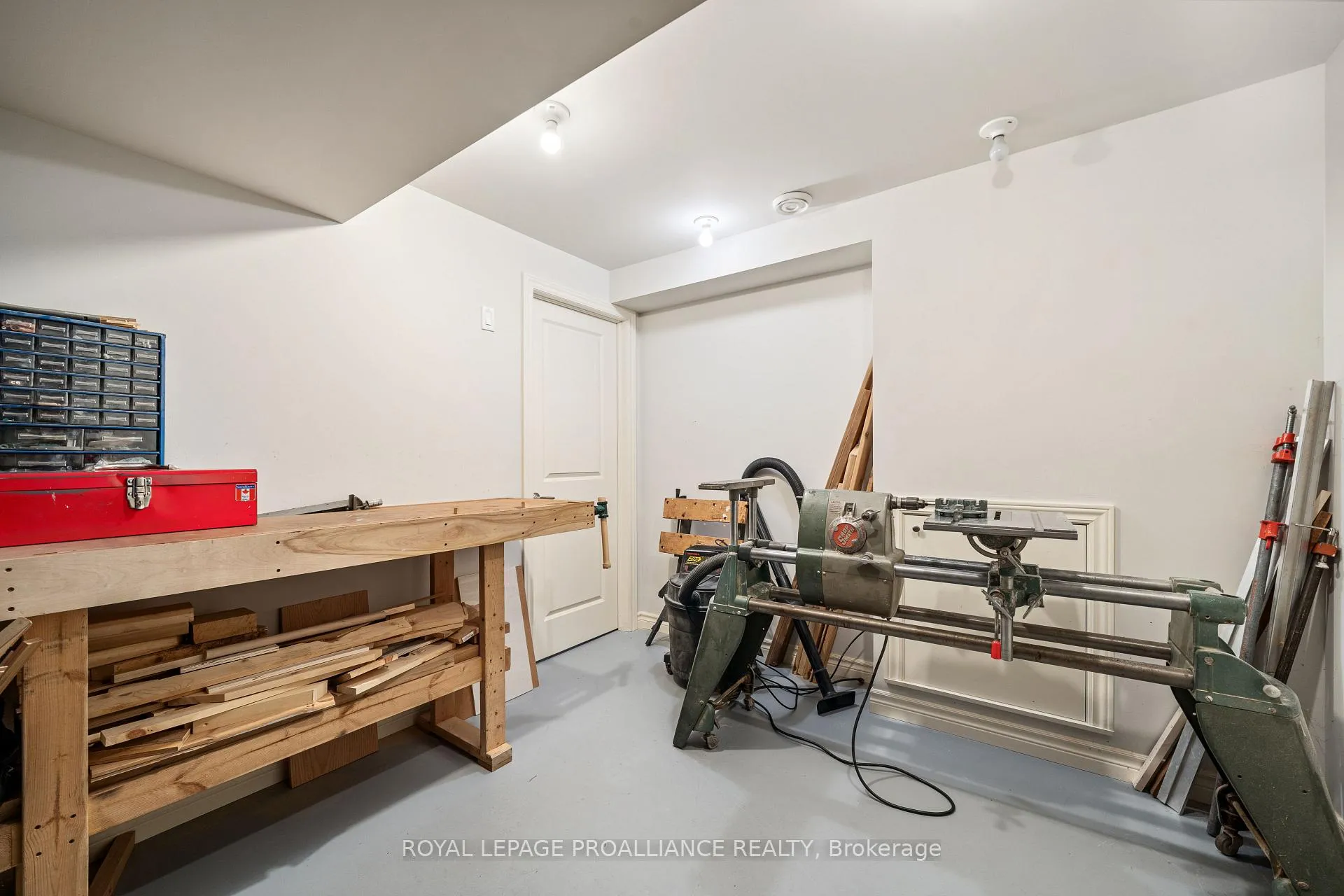 Photo 16 of 39 Owen Street, Prince Edward County, Hallowell Ward — HOMEH