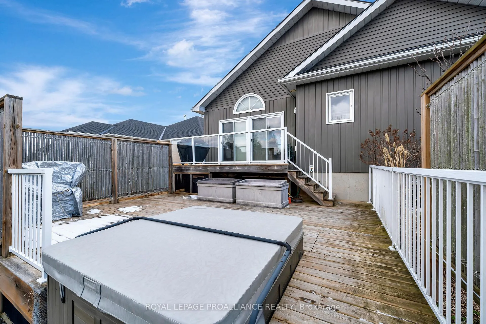 Photo 24 of 39 Owen Street, Prince Edward County, Hallowell Ward — HOMEH