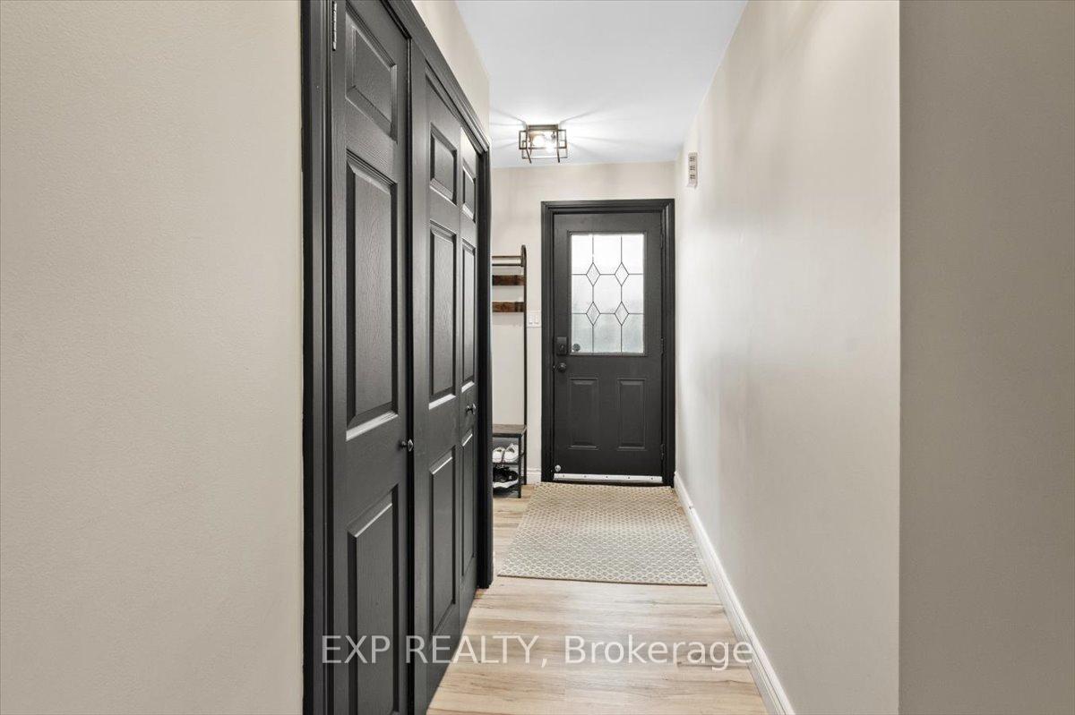 Photo 5 of 1200 Trowbridge Drive, Oshawa, Centennial — HOMEH