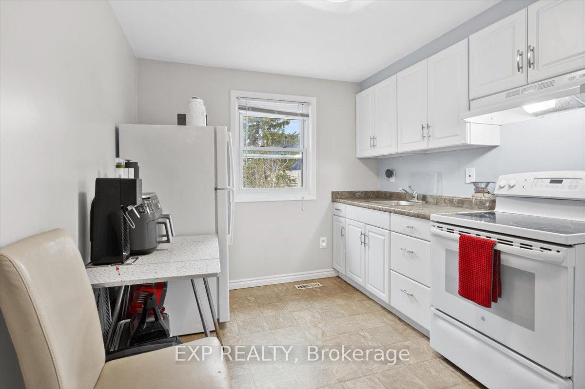 Photo 29 of 1200 Trowbridge Drive, Oshawa, Centennial — HOMEH