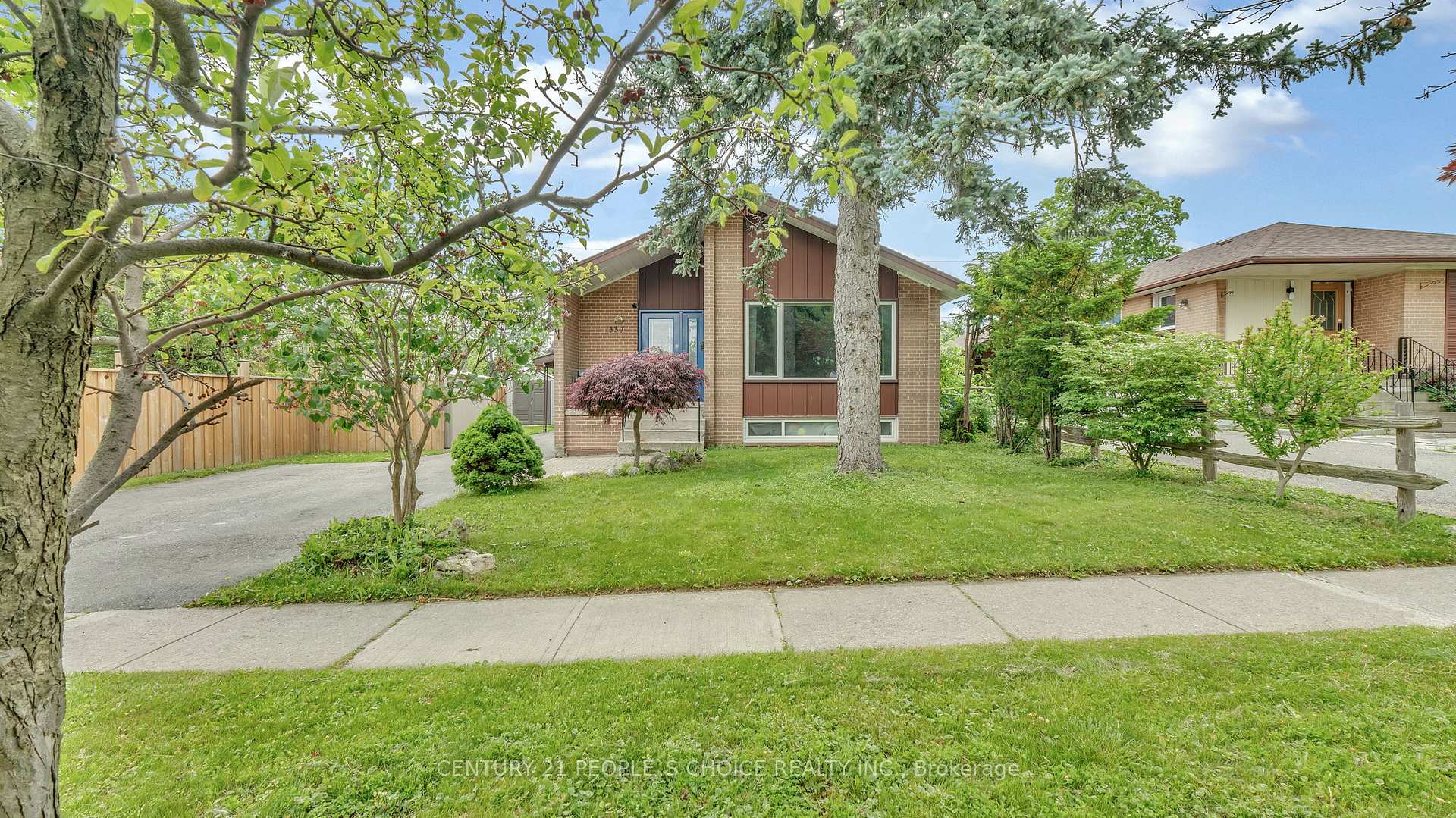 Photo 1 of 1339 Poprad Avenue, Pickering, Bay Ridges — HOMEH