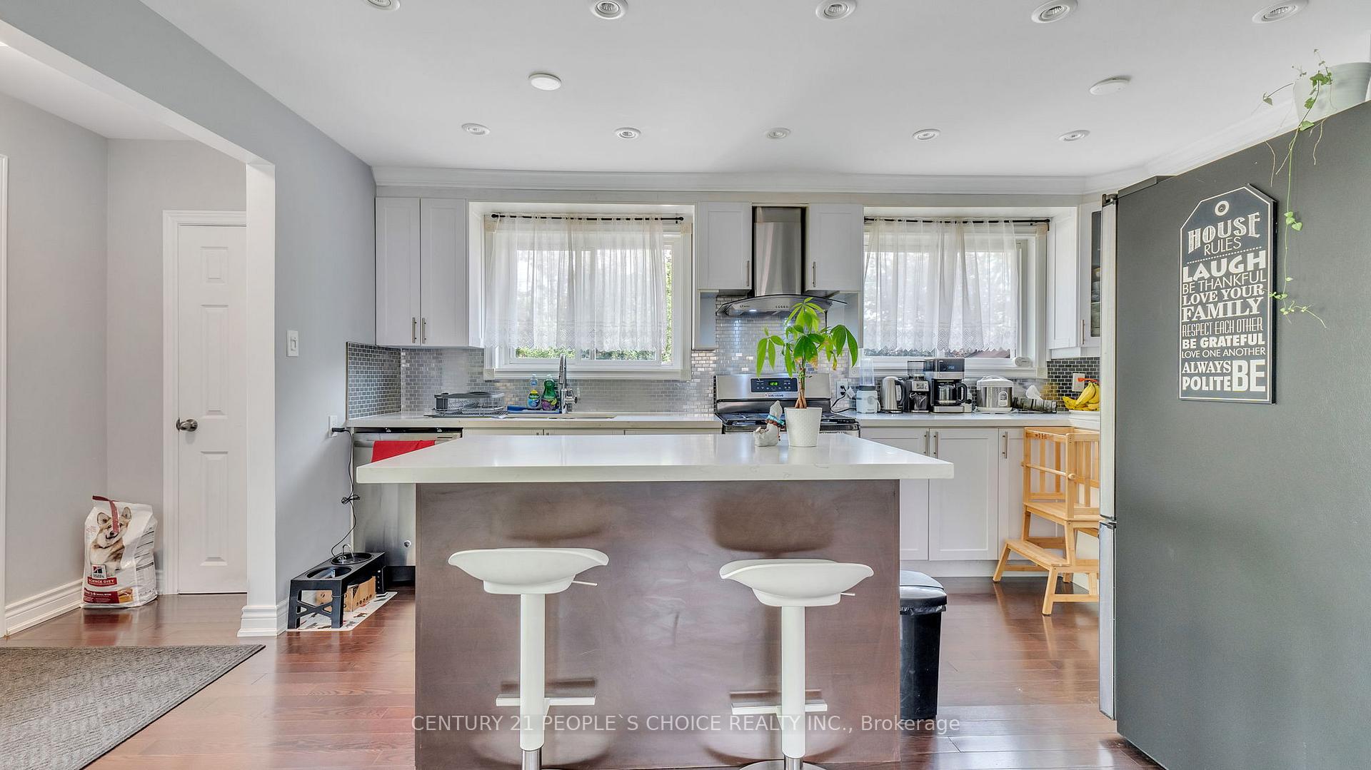 Photo 12 of 1339 Poprad Avenue, Pickering, Bay Ridges — HOMEH