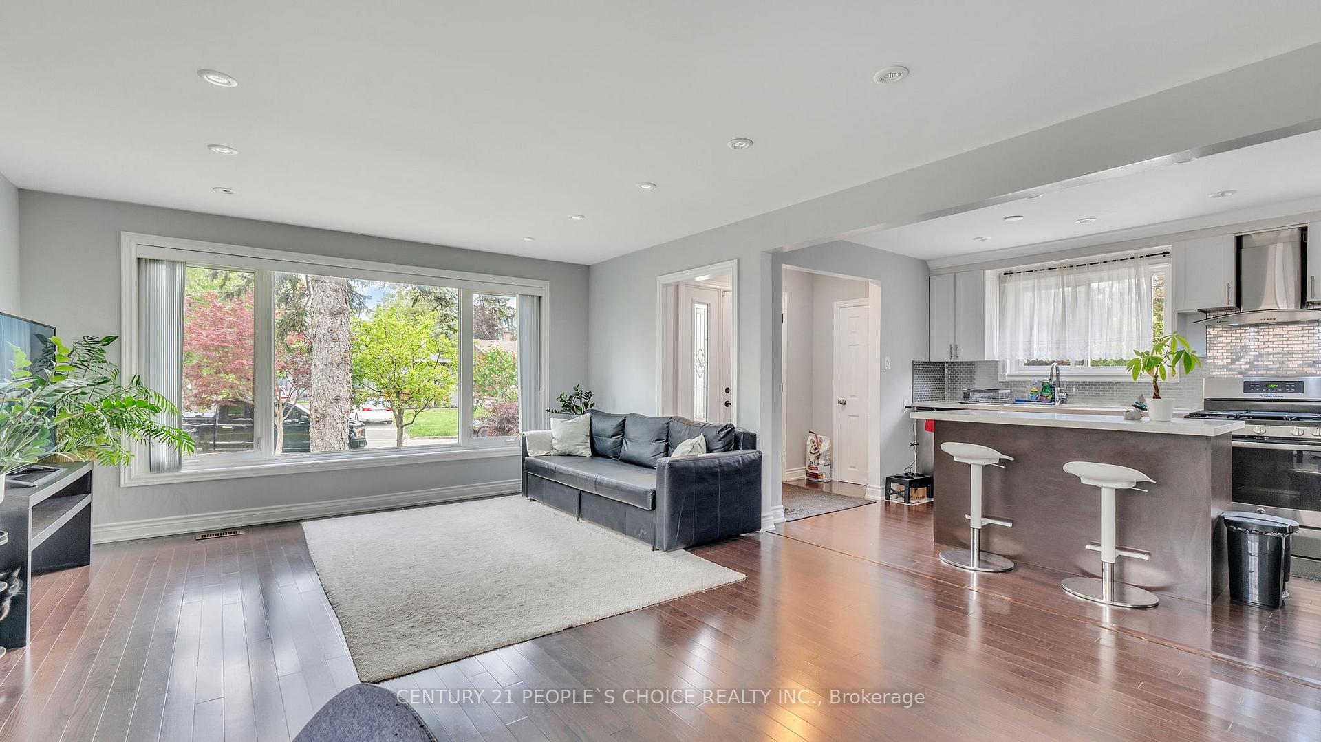 Photo 15 of 1339 Poprad Avenue, Pickering, Bay Ridges — HOMEH