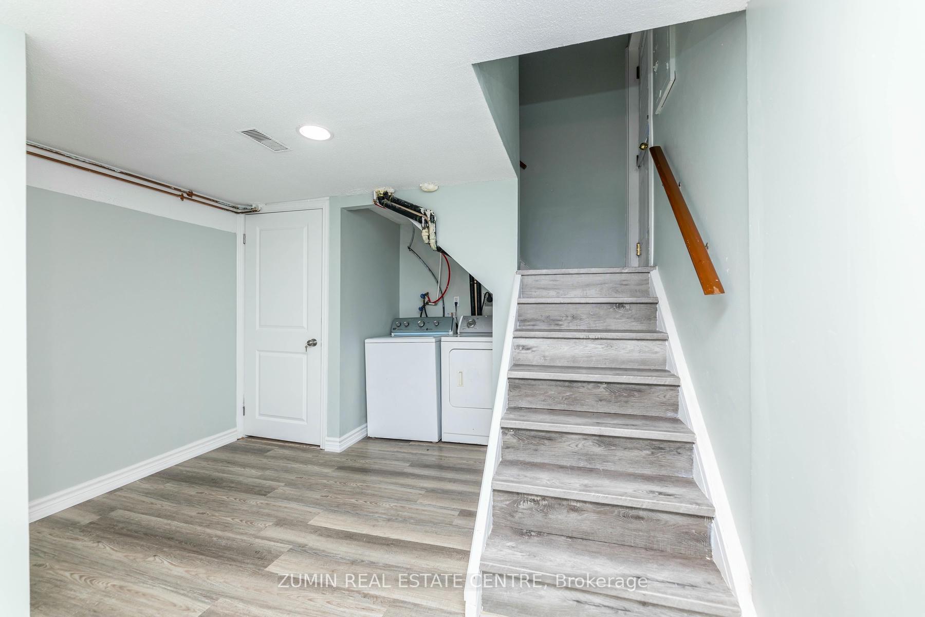 Photo 4 of Unit Bsmt, 858 Naroch Boulevard, Pickering, Bay Ridges — HOMEH