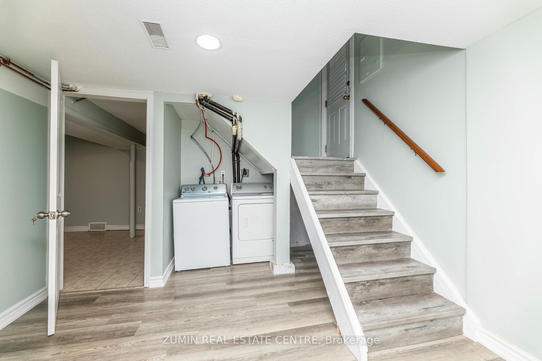 Photo 5 of Unit Bsmt, 858 Naroch Boulevard, Pickering, Bay Ridges — HOMEH
