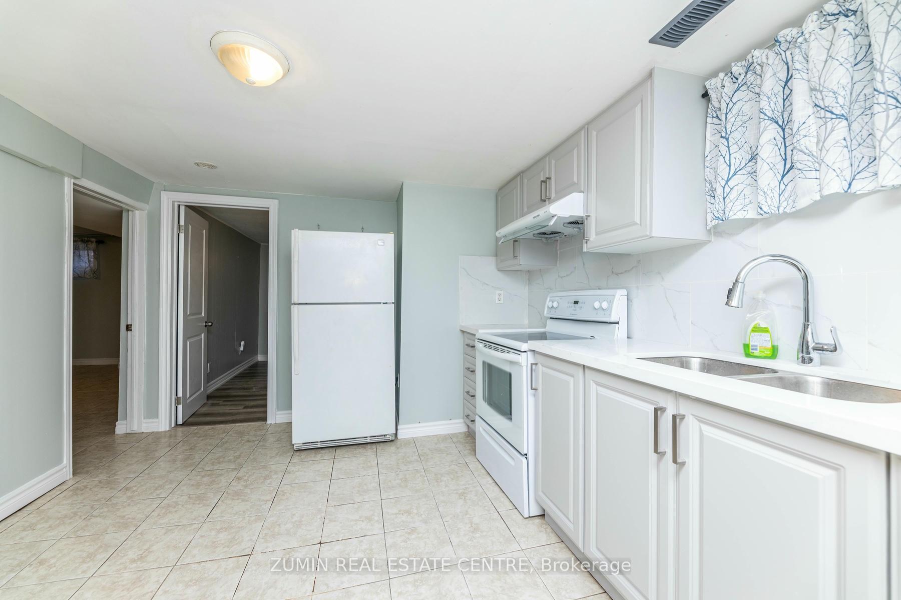 Photo 9 of Unit Bsmt, 858 Naroch Boulevard, Pickering, Bay Ridges — HOMEH
