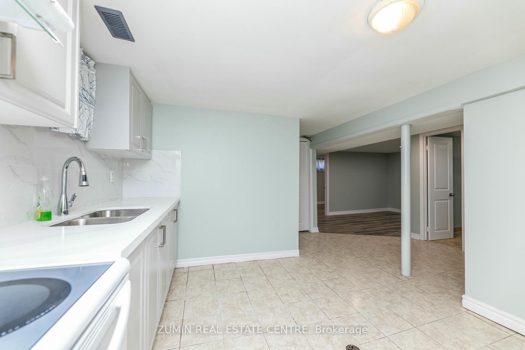 Photo 10 of Unit Bsmt, 858 Naroch Boulevard, Pickering, Bay Ridges — HOMEH