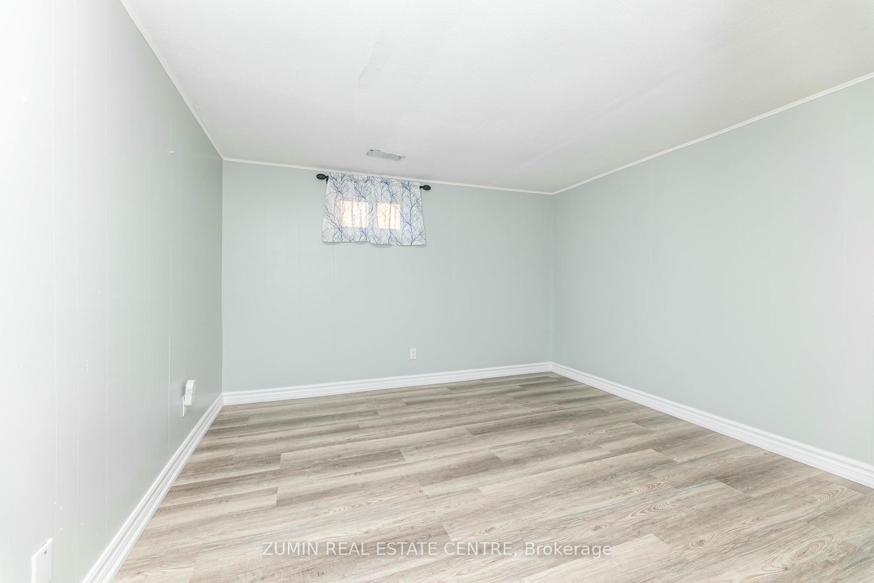Photo 18 of Unit Bsmt, 858 Naroch Boulevard, Pickering, Bay Ridges — HOMEH