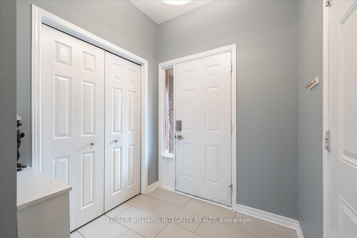Photo 3 of 964 Gosnell Terrace, Ottawa, Fallingbrook/Gardenway South — HOMEH