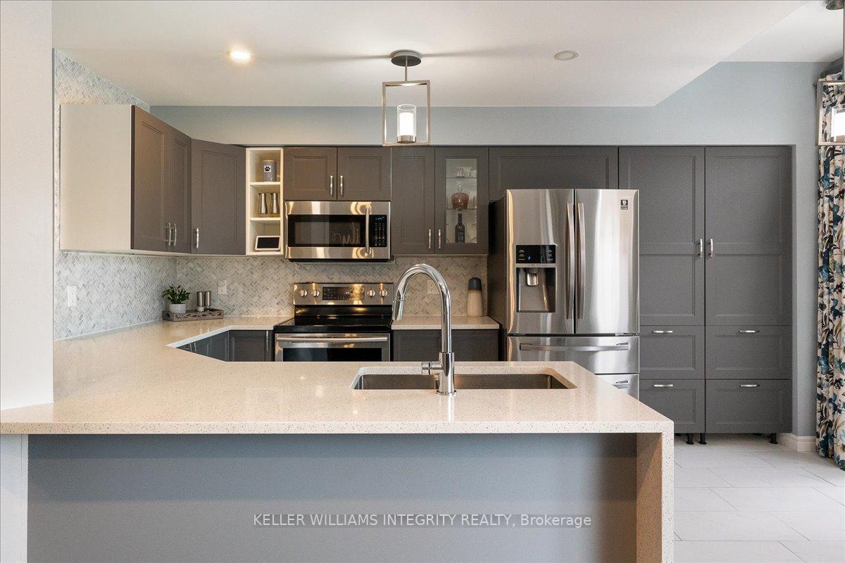 Photo 11 of 964 Gosnell Terrace, Ottawa, Fallingbrook/Gardenway South — HOMEH