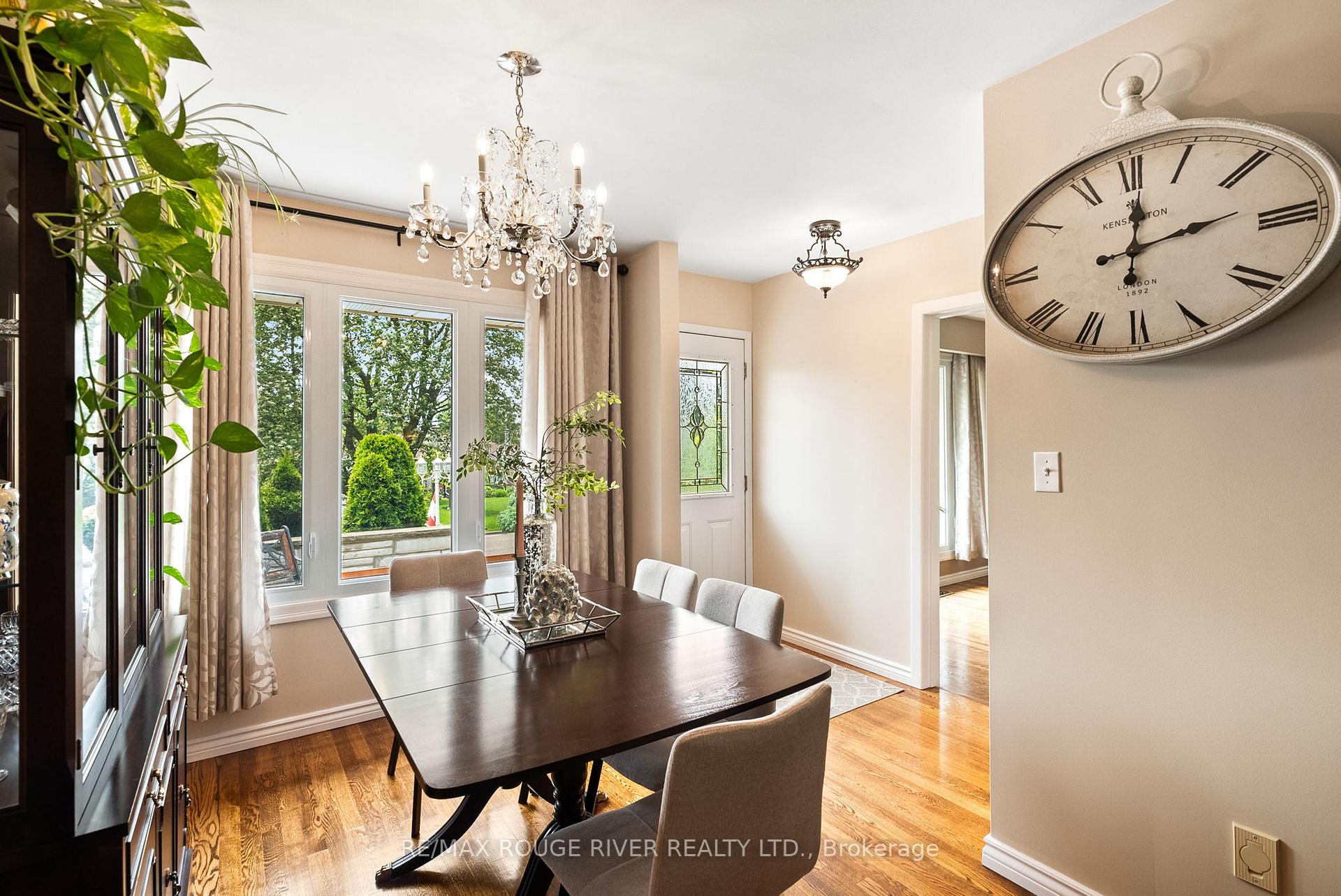Photo 3 of 665 Jasmine Crescent, Oshawa, Centennial — HOMEH